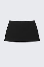 Schwarz - Mini-Skort zum Hineinschlüpfen - 0