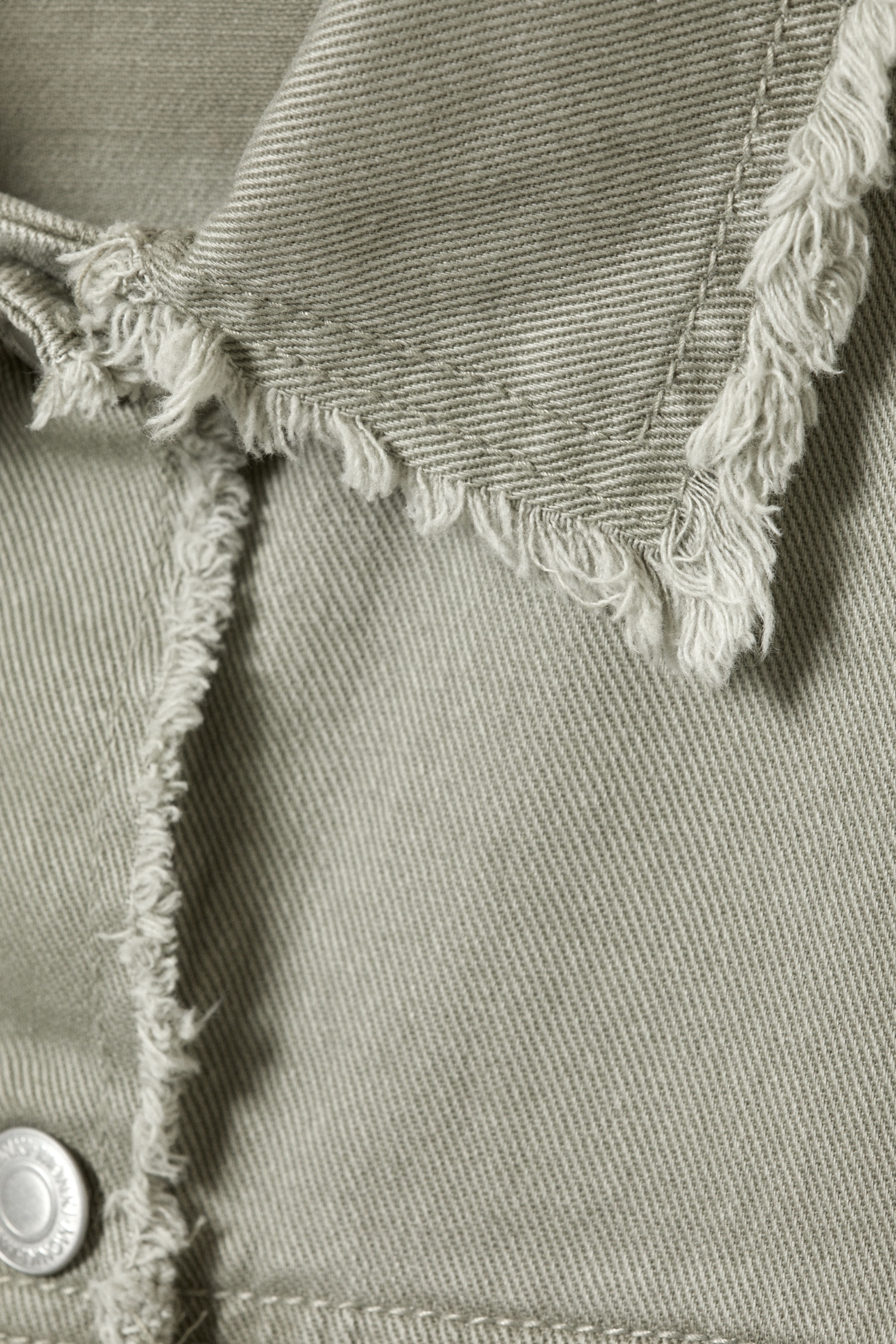 Se større billede: Cropped twilljakke med boxy snit - Kakigrøn - DAME | H&M DK 10