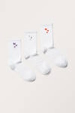 Weiß mit Stickerei - 3er-Pack bestickte Socken - 0