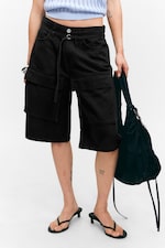 Svart - Cargo jorts i bomulls-twill med låg midja - 1