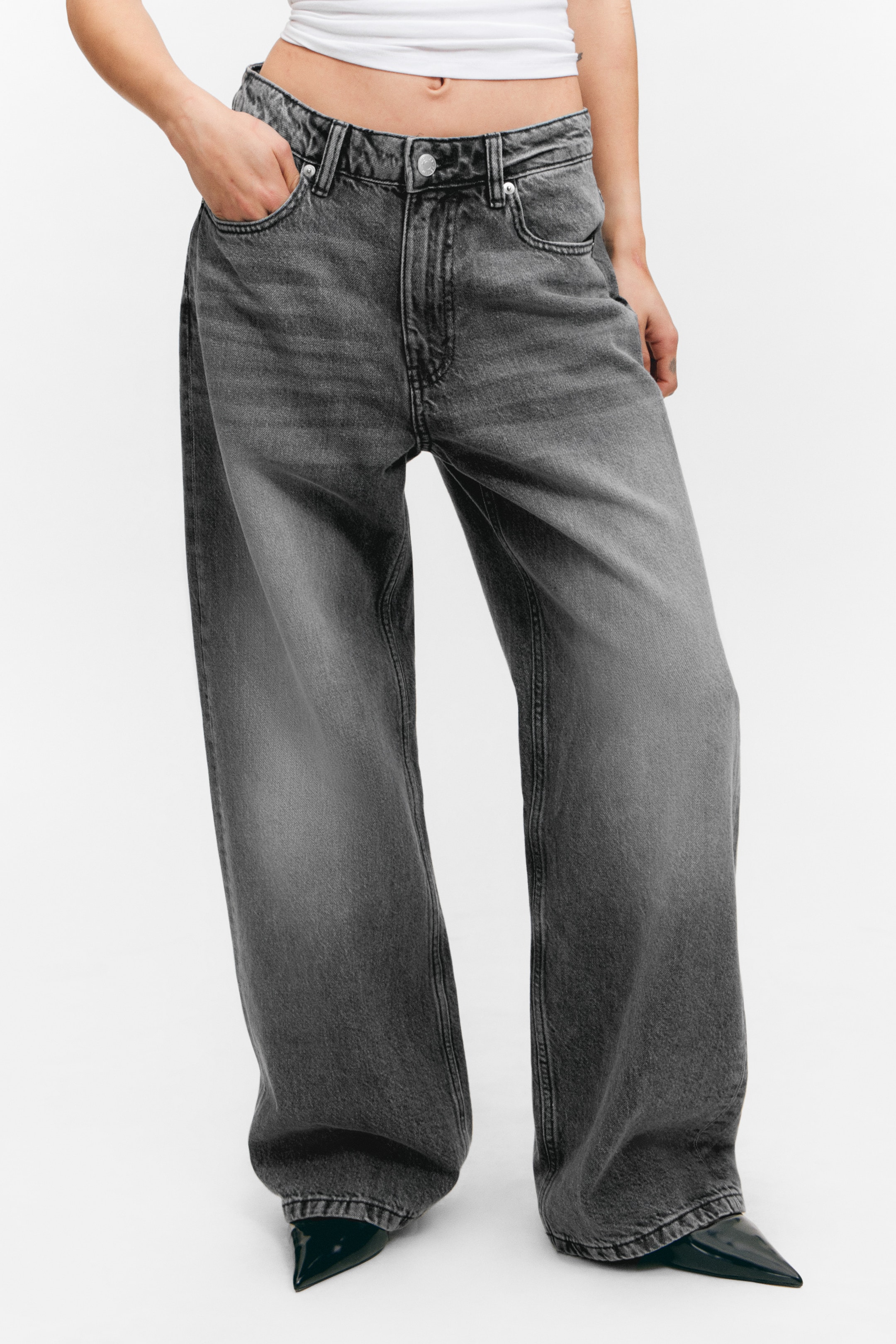 View larger image: Missy Low Waist Loose Straight Leg Jeans - Haunted Black - Ladies | H&M GB 2