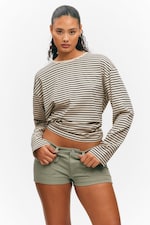 Schwarz gestreift - T-Shirt mit kastigem Ärmel - 0