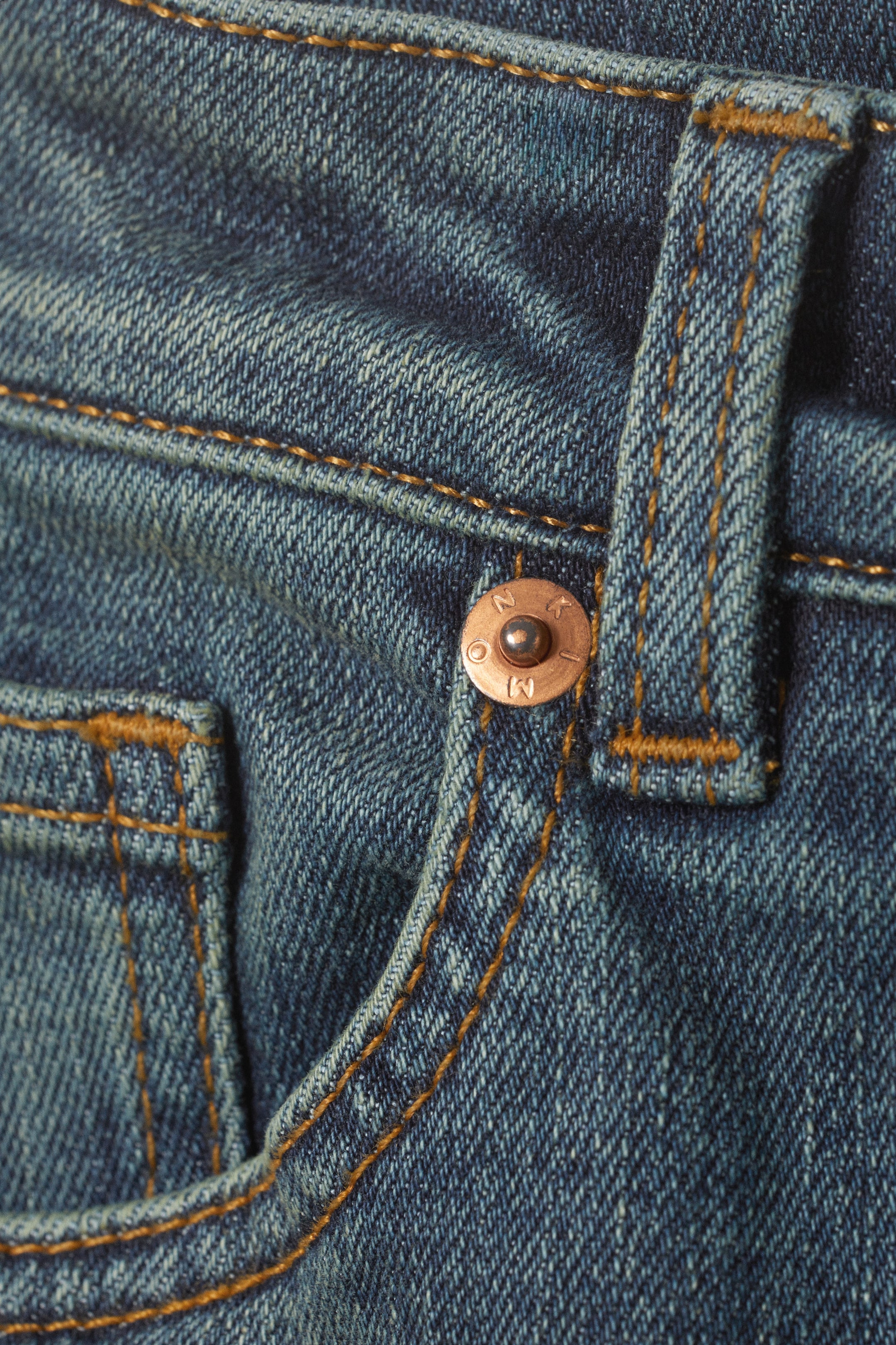 Nikki Blue - Katsumi Low Waist Flared Jeans - 1