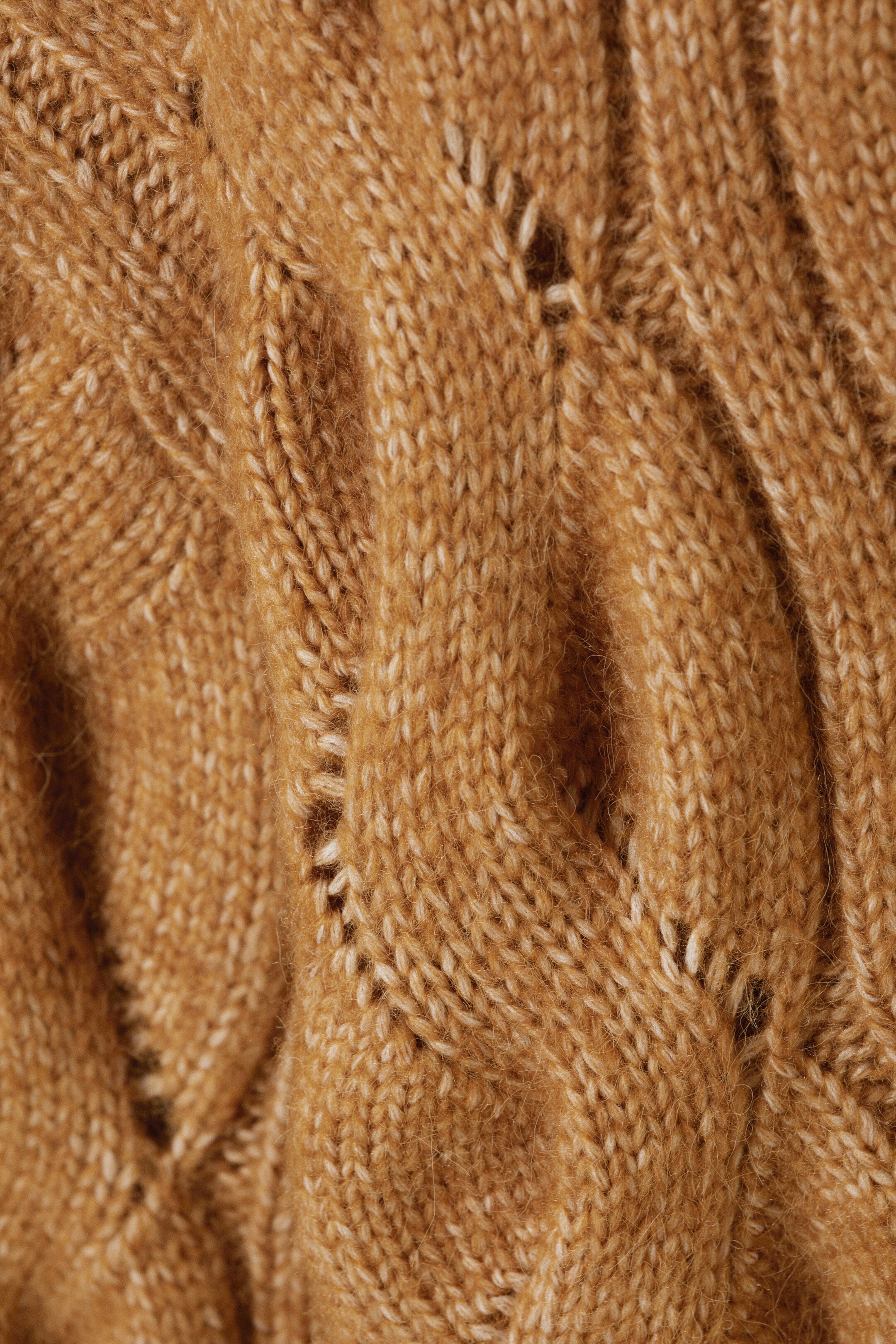 Grotere afbeelding bekijken: Short Cable Knitted Sweater - Brown - DAMES | H&M BE 2