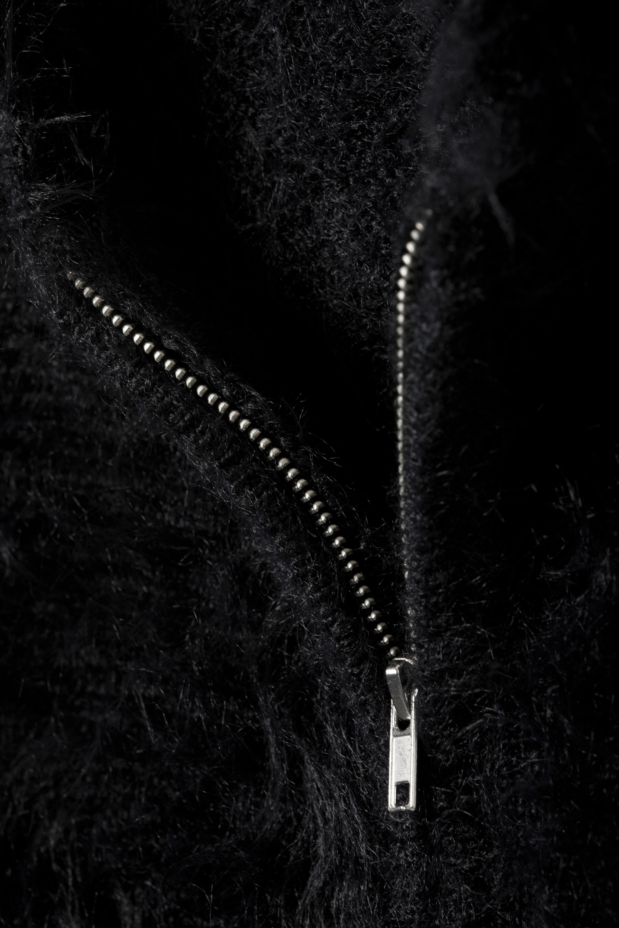 Größeres Bild ansehen: Flauschiger Zip-Hoodie aus Strick - Schwarz - Ladies | H&M DE 6