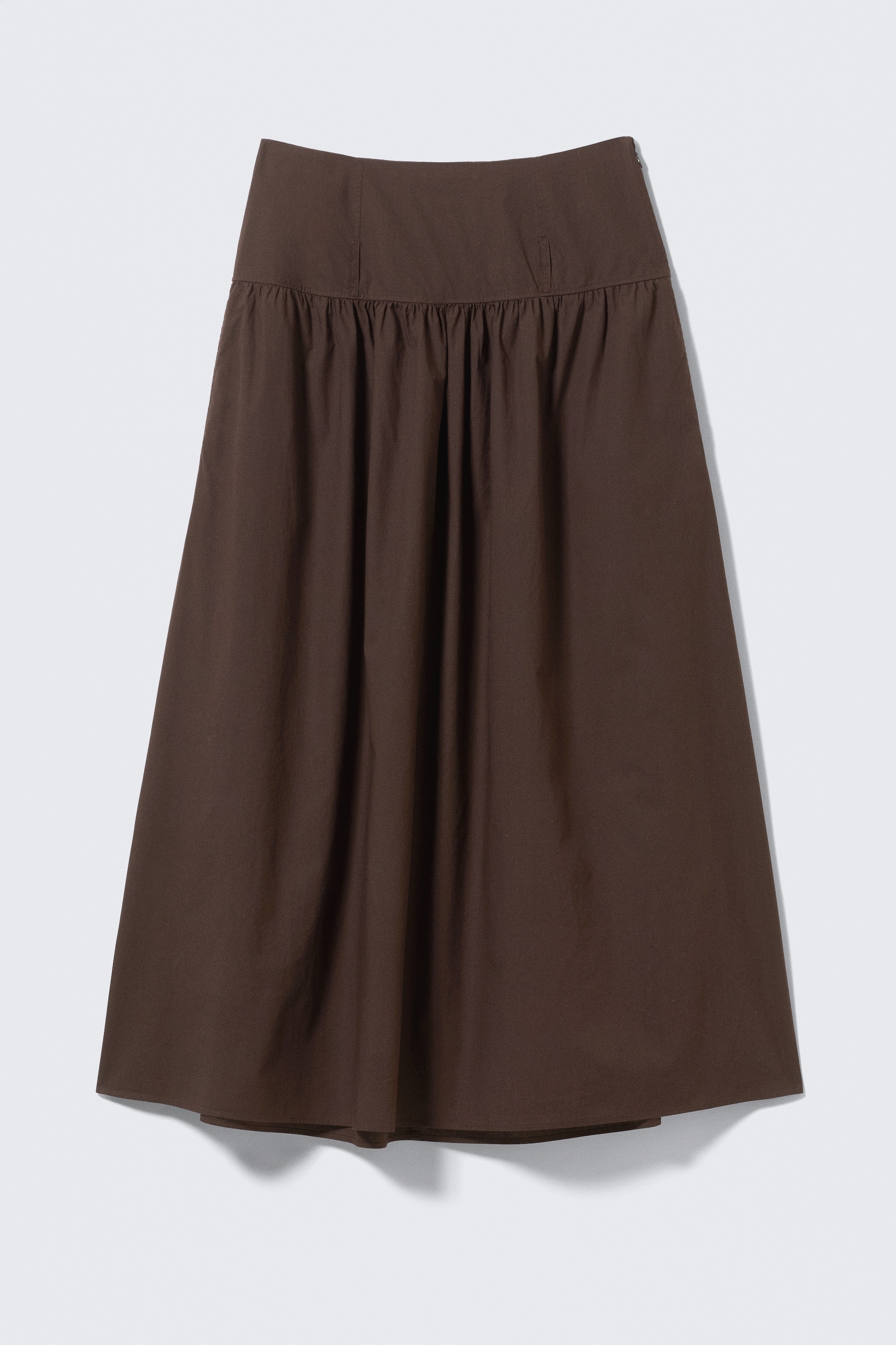 Maxi-nederdel i rynket bomuldspoplin - Mørkebrun/Hvid