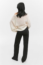 Black - Soft Low Waisted Leggings - 2