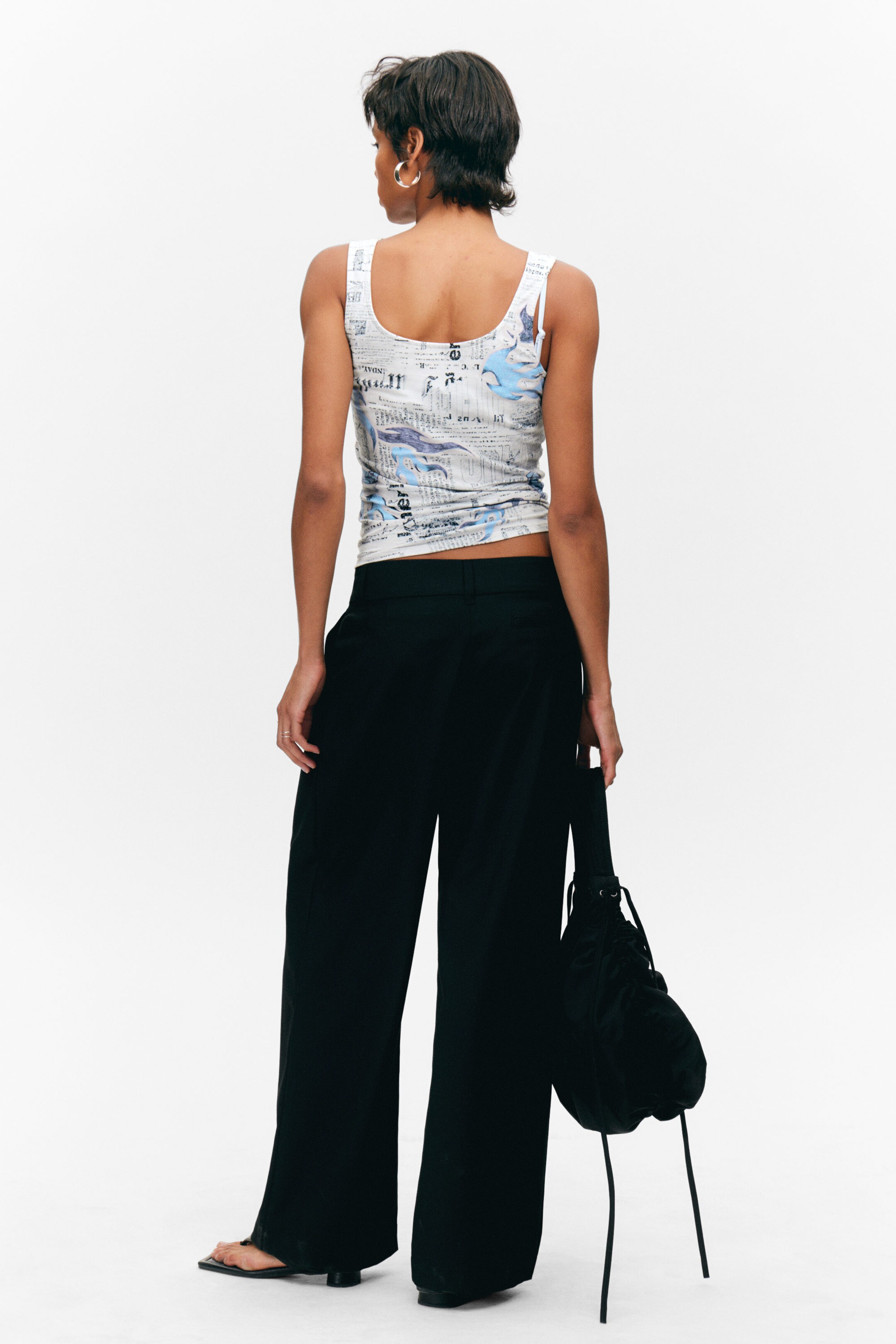 Black - Low waist wide leg tailored trousers - 3