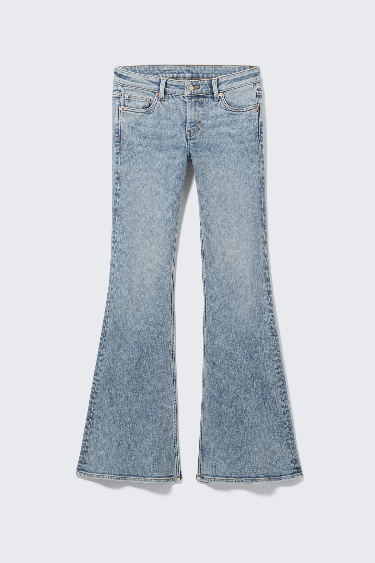 Katsumi Jeans mit Schlag und niedriger Taille - Fresh Blue/Verwaschenes Schwarz - 2
