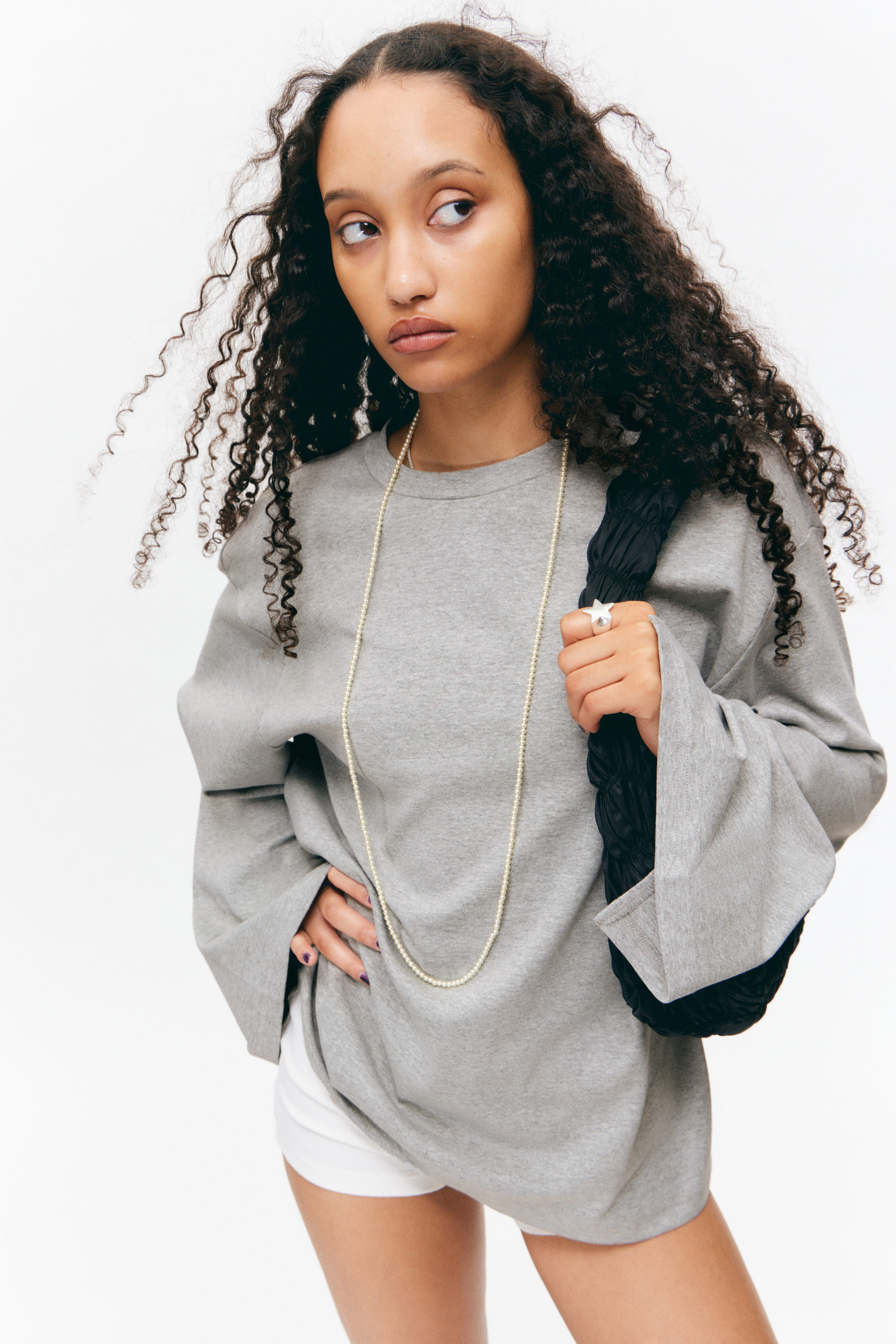 Grau meliert - Weiches Oversize-Longsleeve - 1
