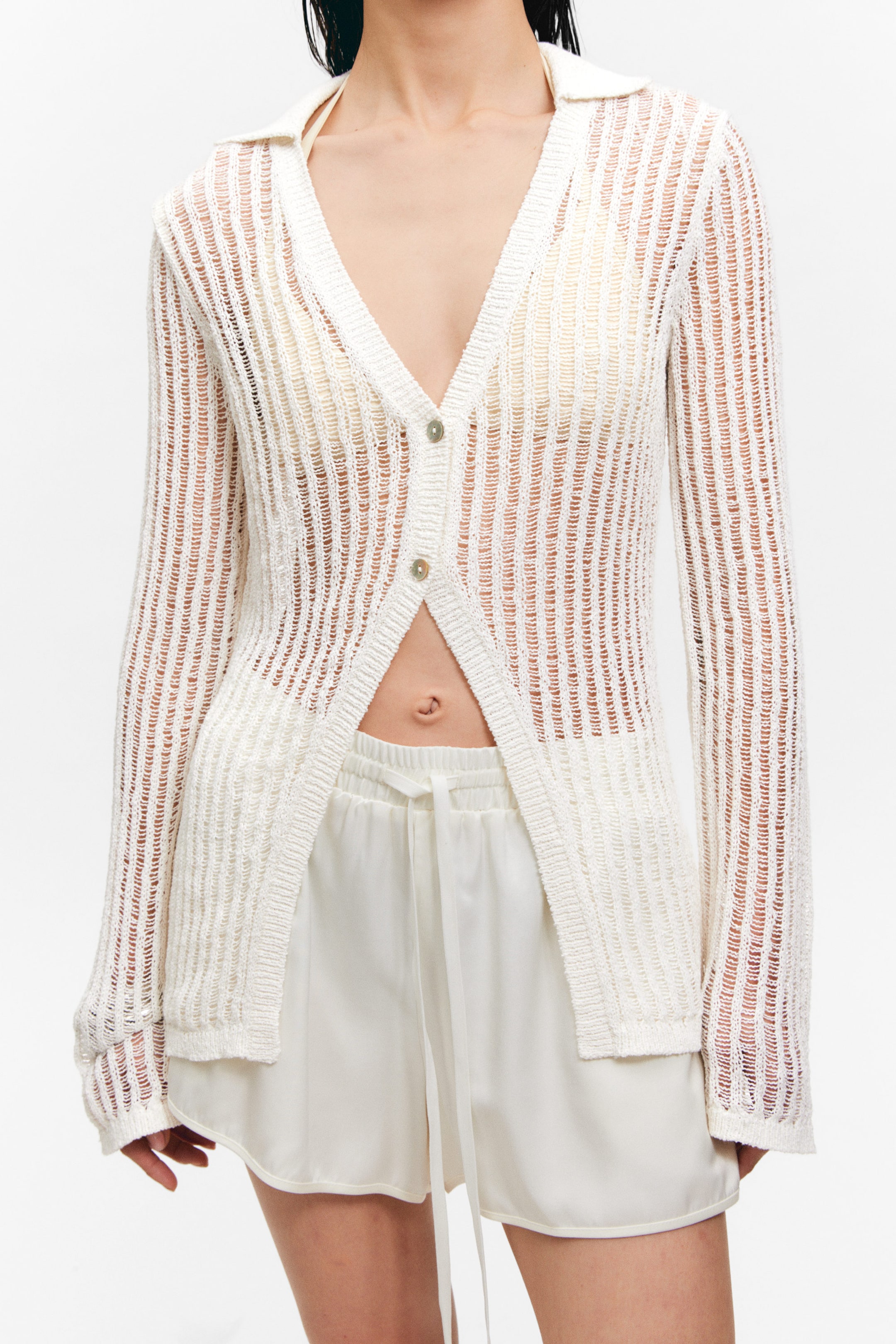 Stoffig wit - Opengebreid vest met V-hals - 2