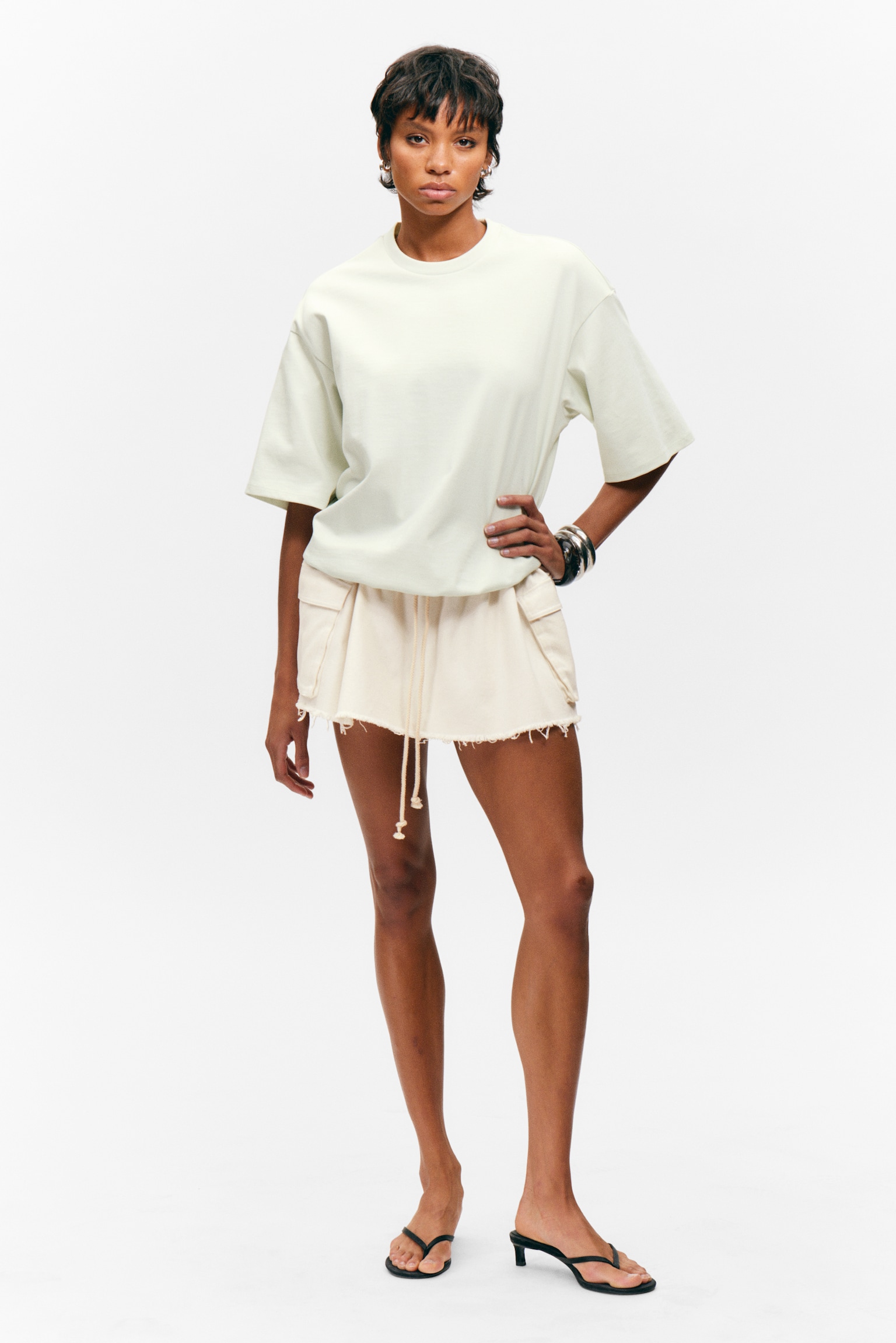 Boxy T-Shirt aus dicker Baumwolle - Blasses Grün