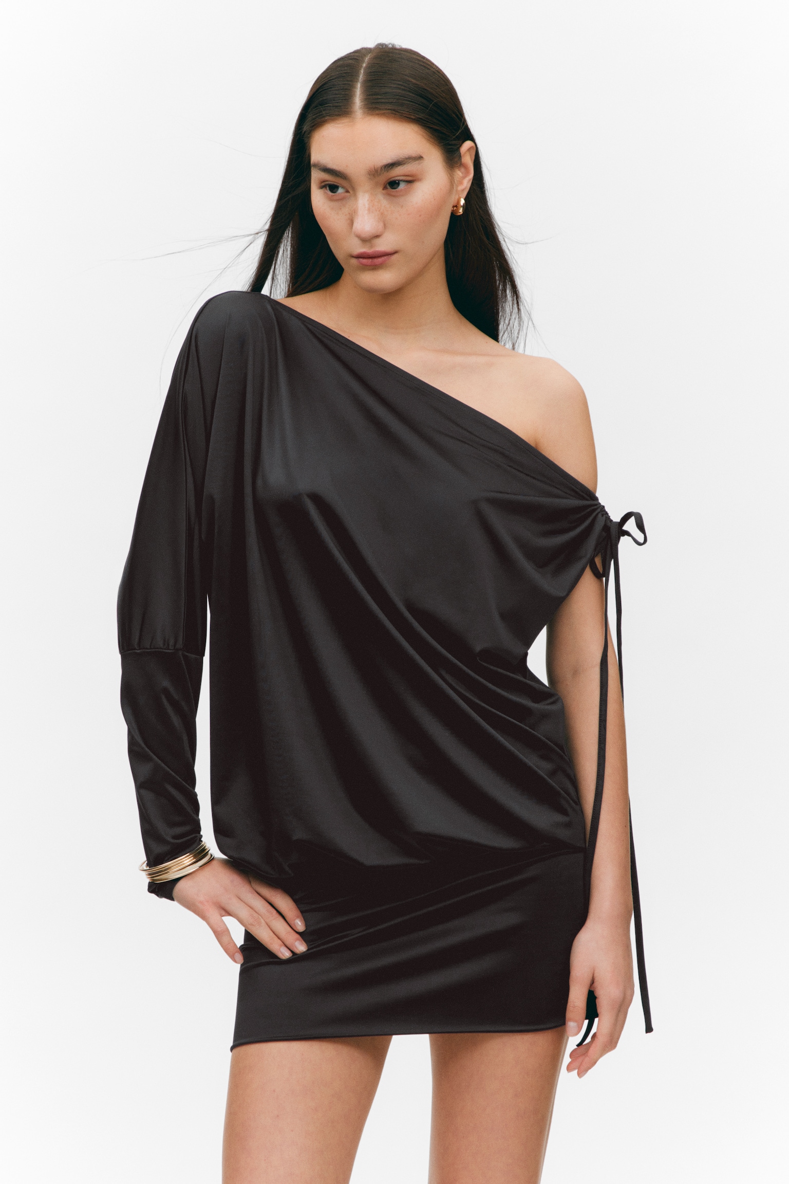 Vestido de punto drapeado de una sola manga - Negro/Verde caqui - 4