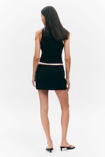 Svart - Kort kostymkjol med låg midja - 2