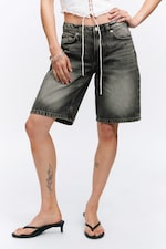 Haunted Black - Black - Imoo Low-Rise Wide Leg Denim Shorts - 2