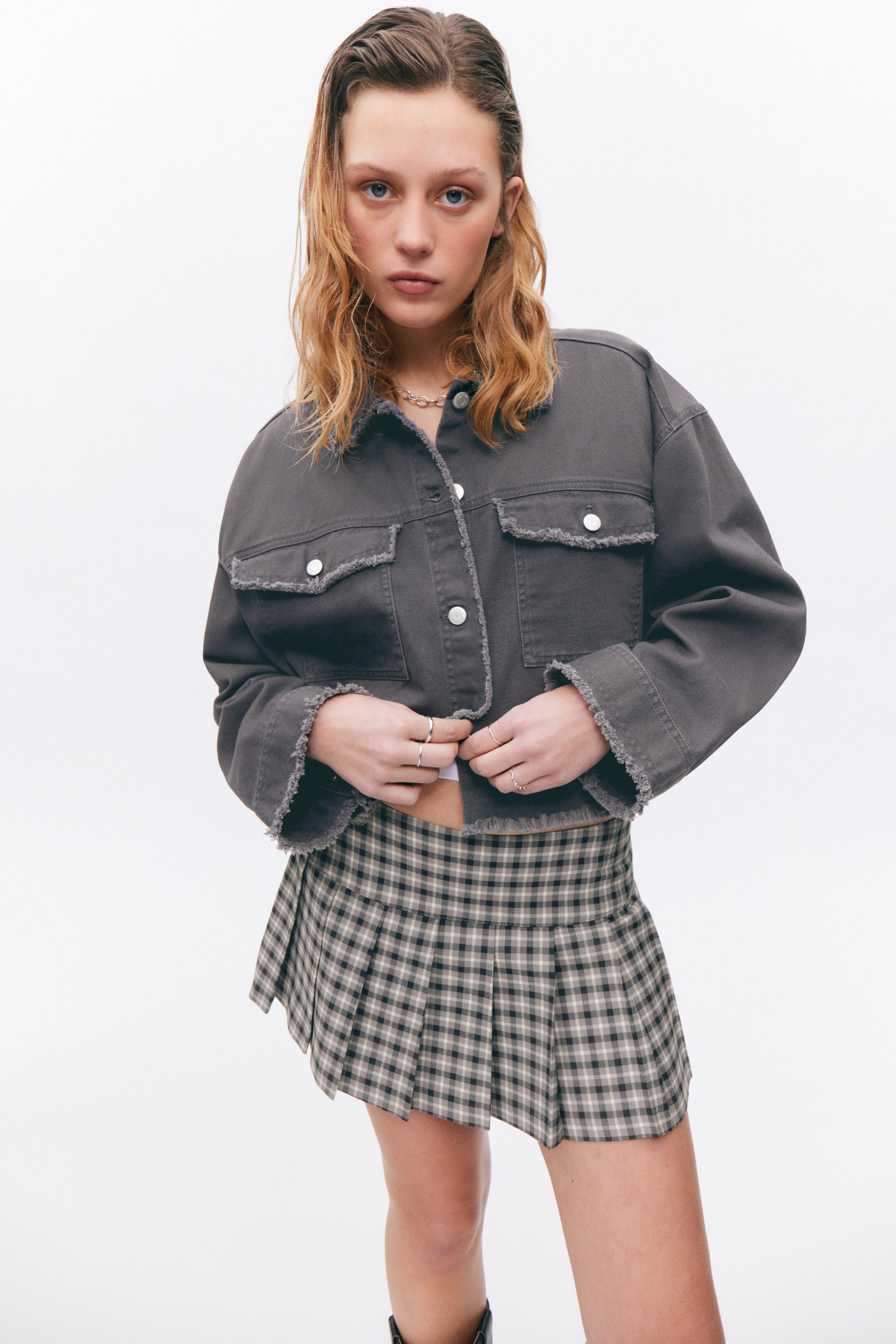 Nagyobb kép megtekintése: Cropped Boxy Twill Jacket - Dark Grey - NŐI | H&M HU 3