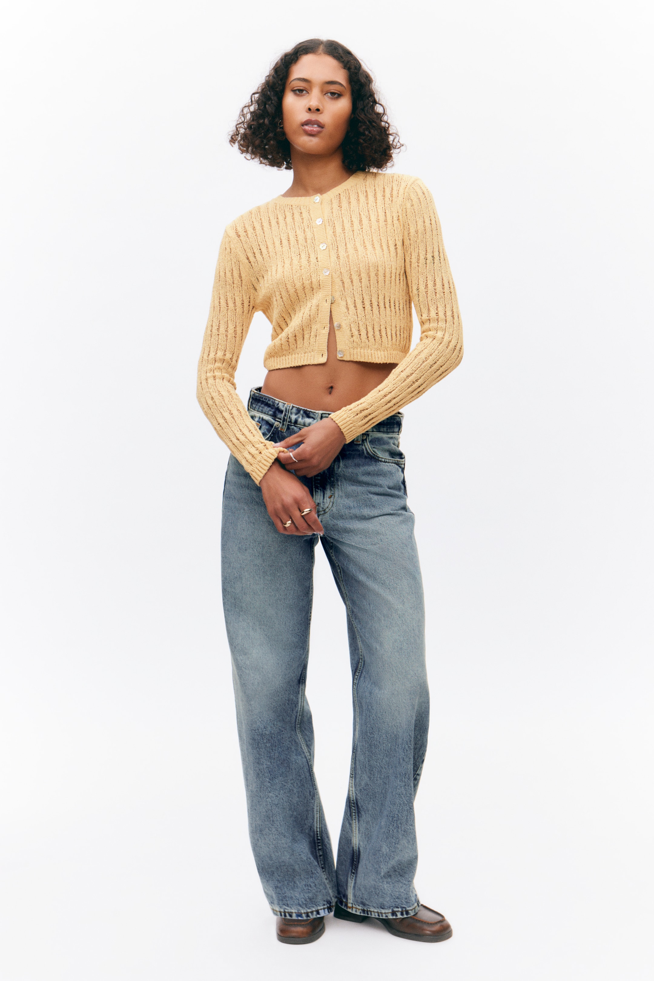 Zobrazit větší obrázek: Fitted Long-Sleeved Knitted Cardigan - Beige - ŽENY | H&M CZ 1