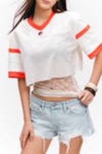 Weiß/Rot - Cropped Oversized-T-Shirt aus Mesh - 2