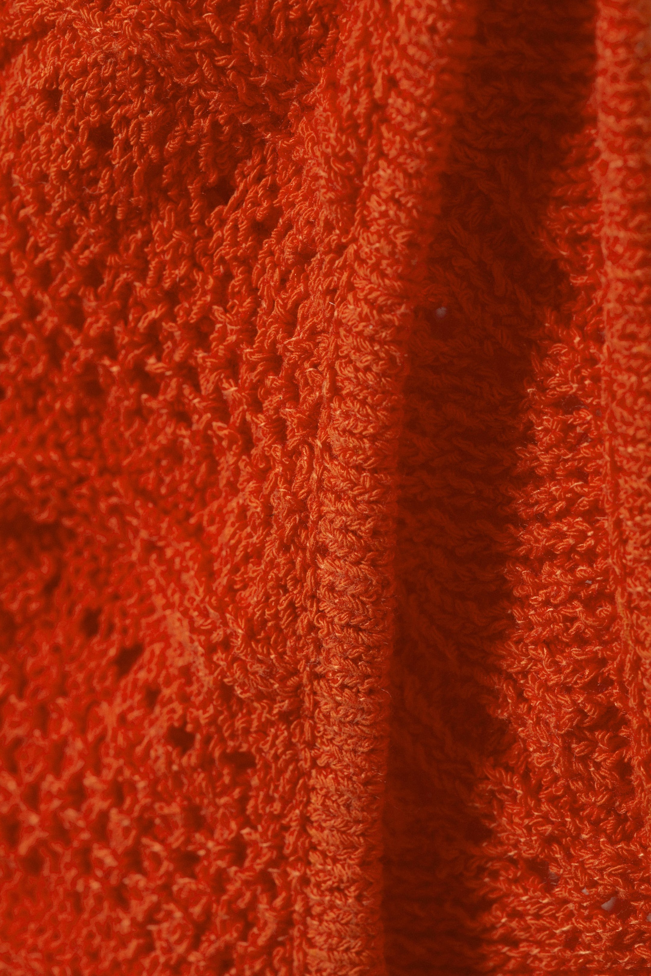 Klarröd - Stickad one-shoulder-topp - 4