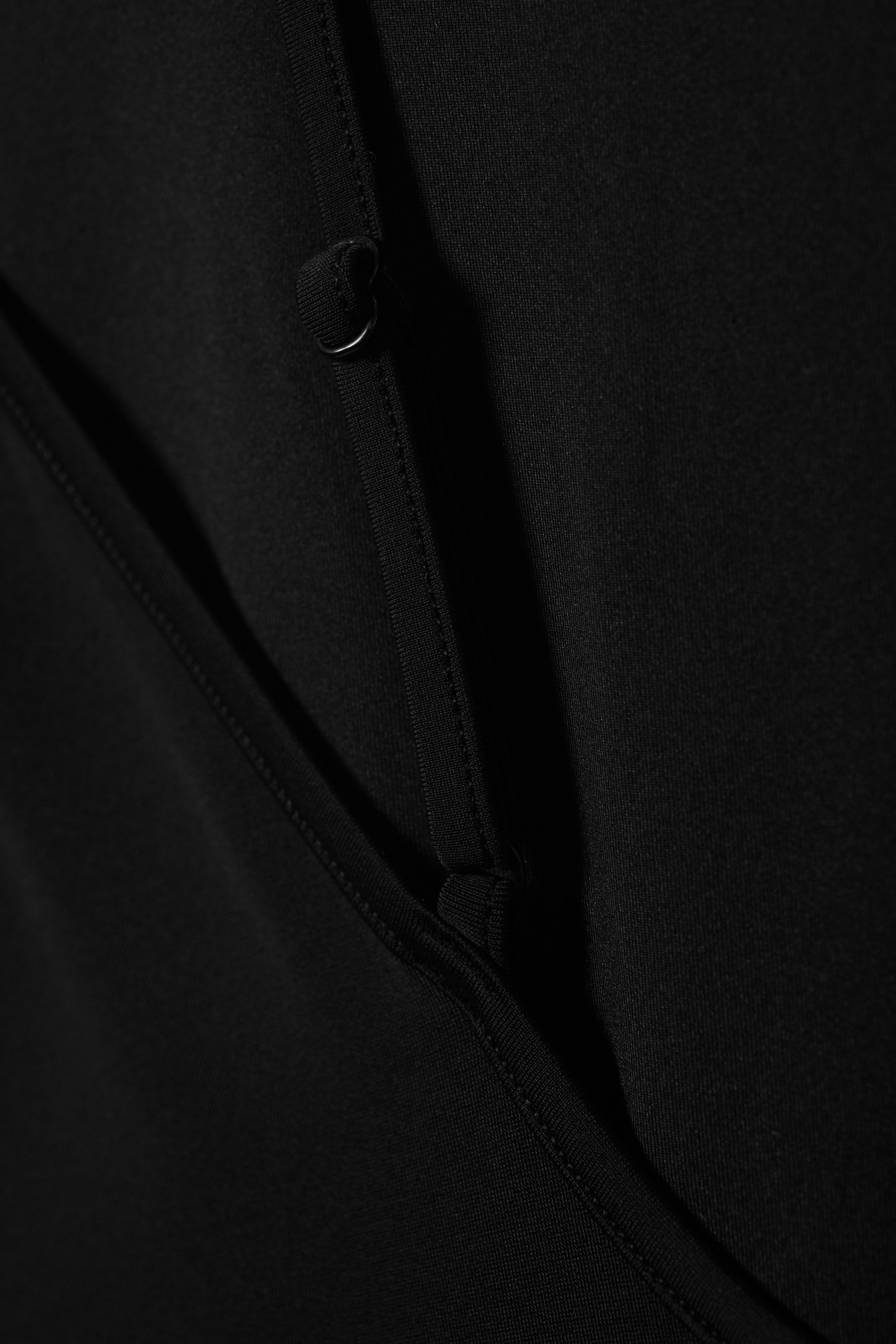 Black - Low Back Scoop Neck Swimsuit - 5