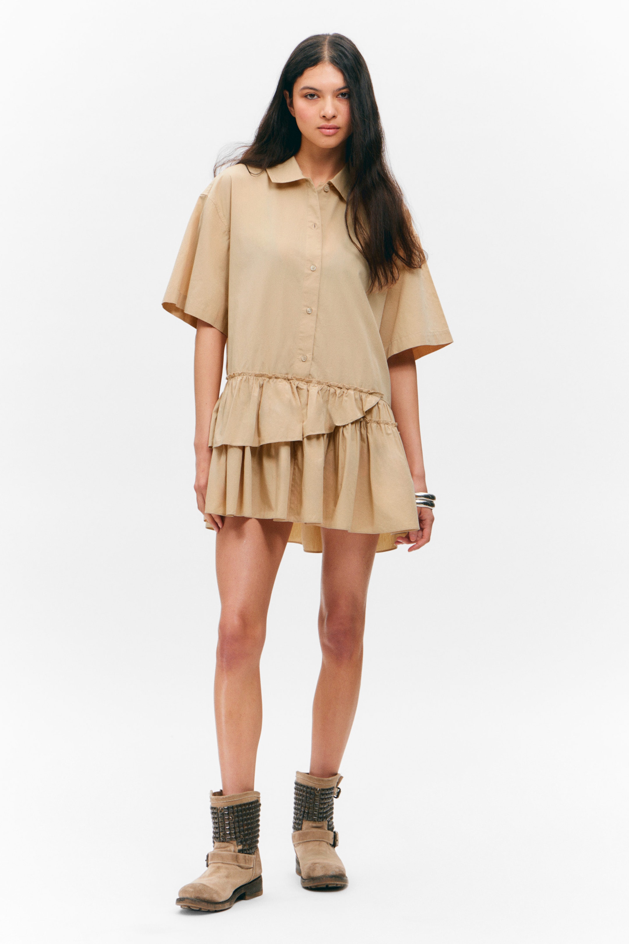 Beige - Oversized Mini-Hemdkleid mit Rüschen - 1