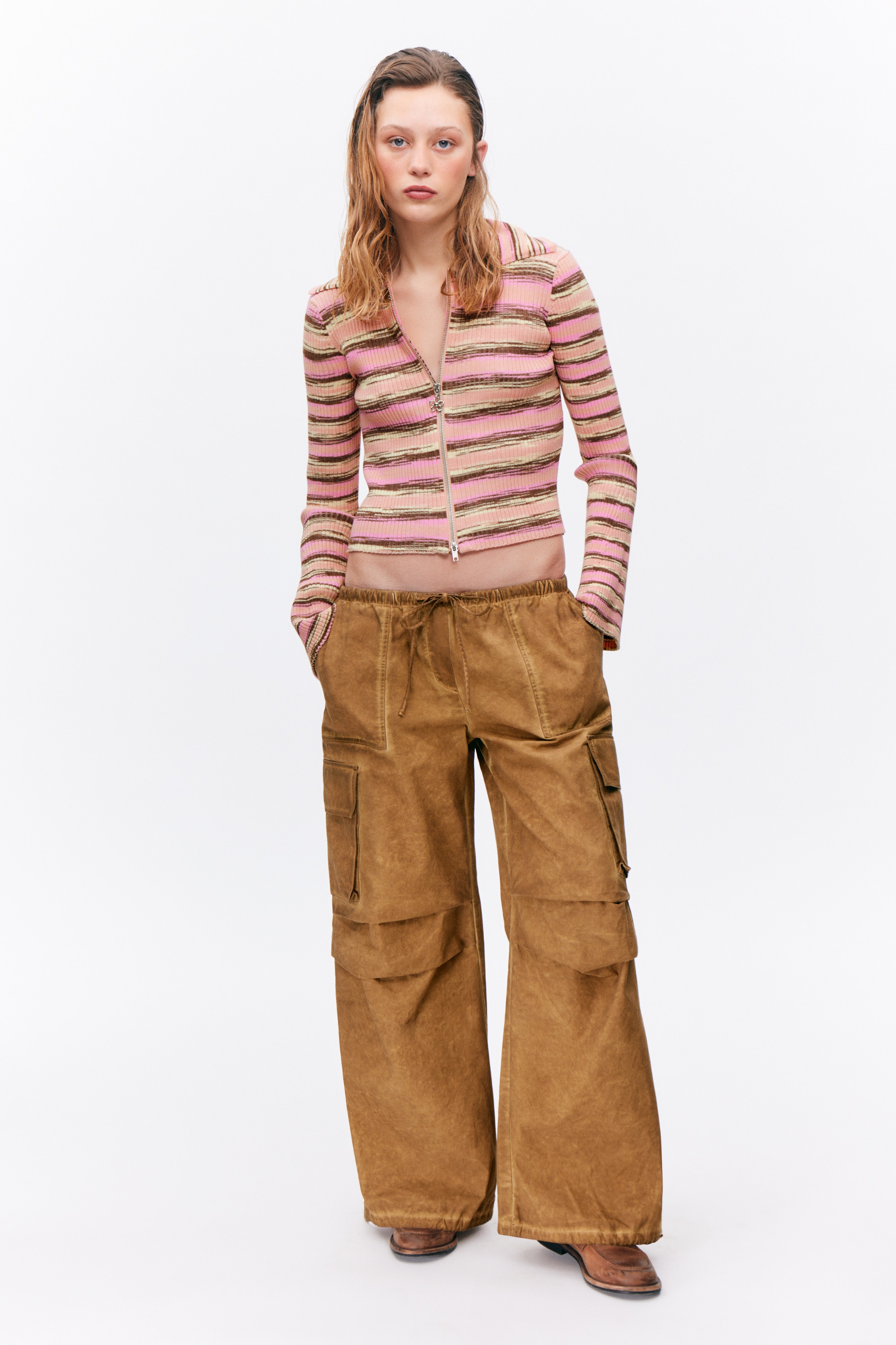 Entspannte Cargohose aus Baumwolle - Braun verwaschen/Helles Altrosa