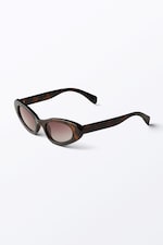 Tortoise - Red Tinted Lenses - Winged Cat-Eye Sunglasses - 3
