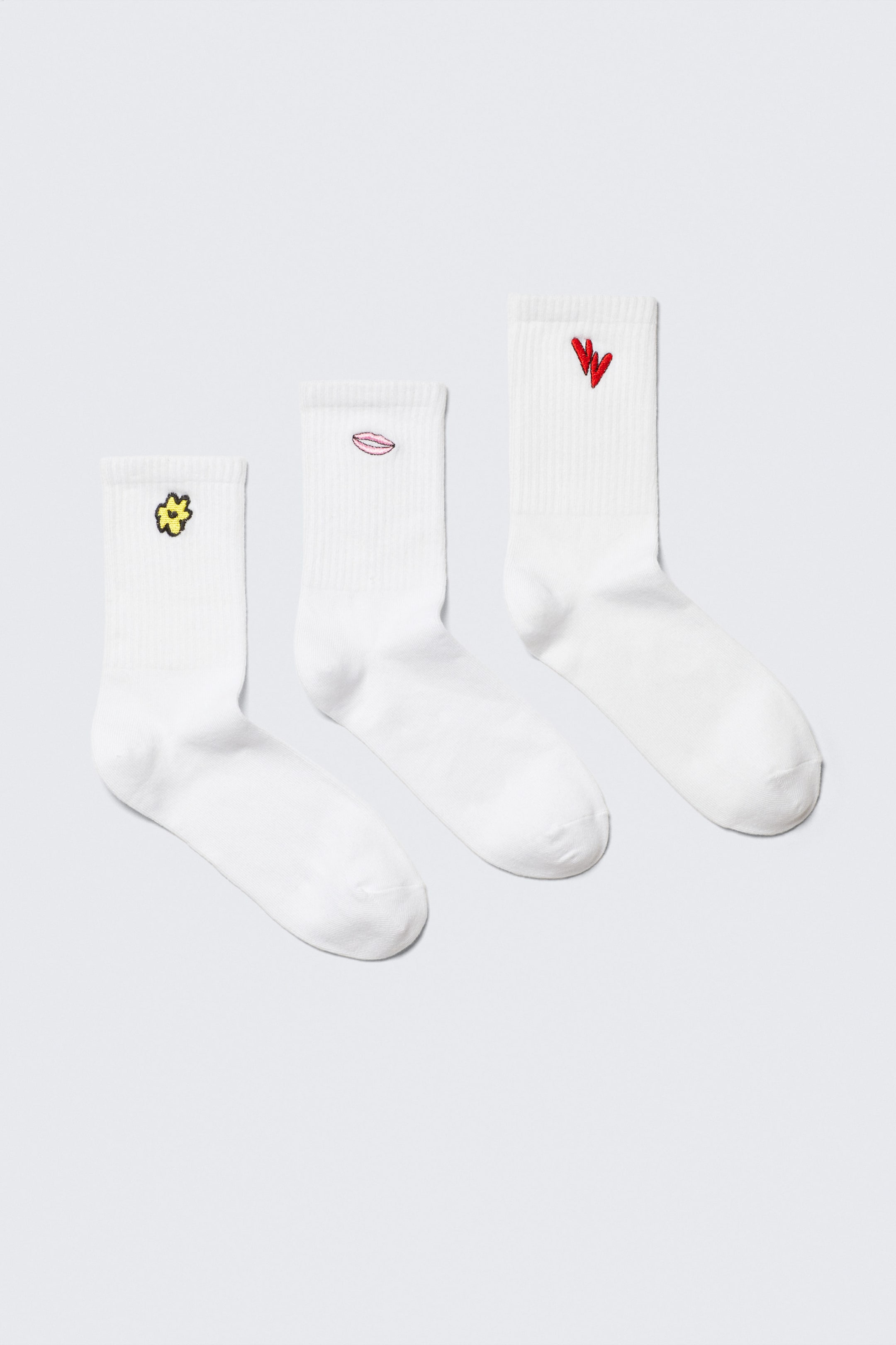 White - Embroidered Mix - 3-pack Embroidered Socks