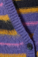 Lila mit mehrfarbigen Streifen - Flauschige Strickjacke - 1