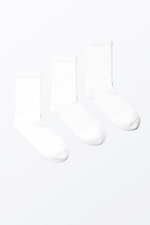 White - 3-pack Ribbed Socks - 0