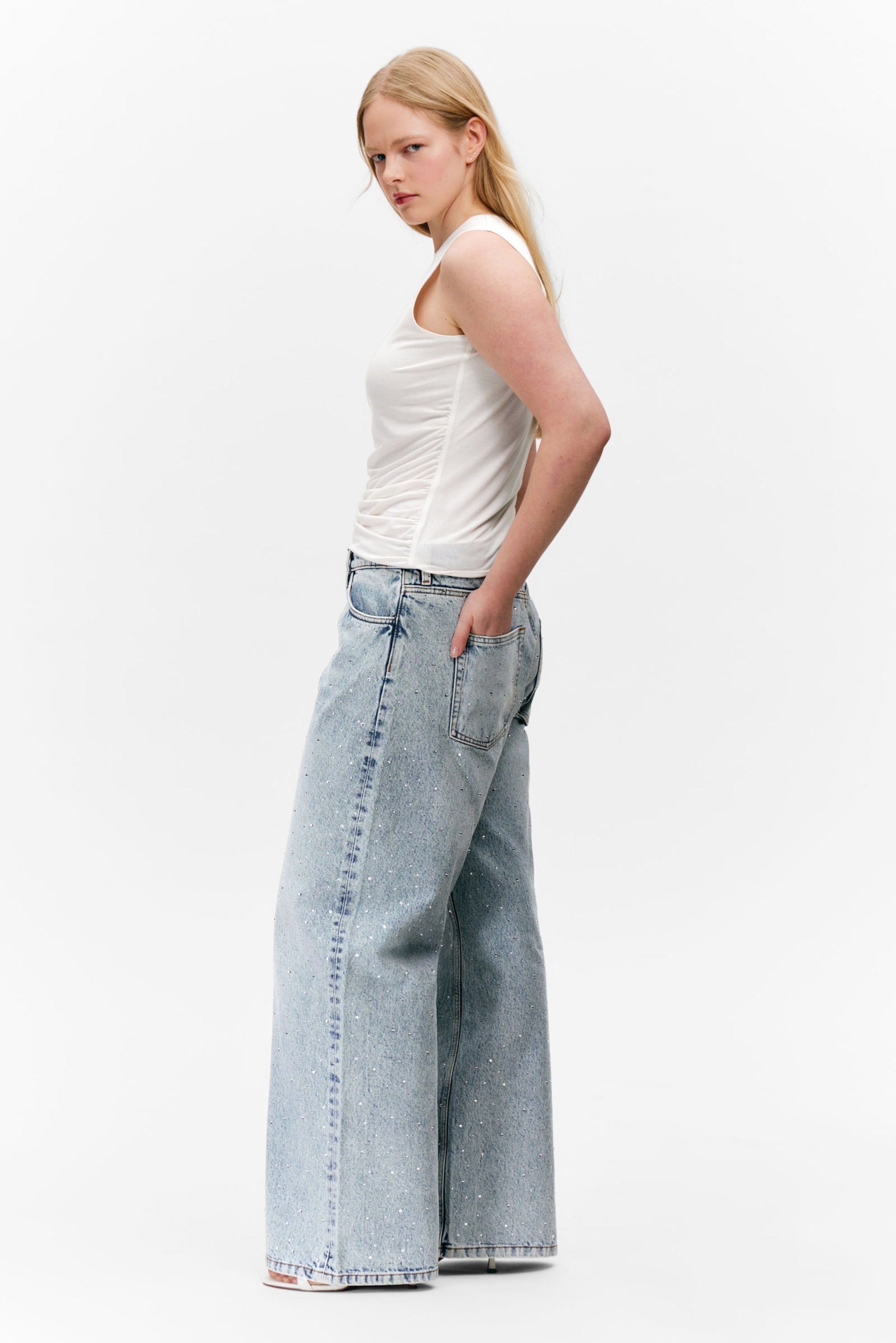 Venice Blue - Light Blue - Paz Mid Straight Embellished Jeans - 2
