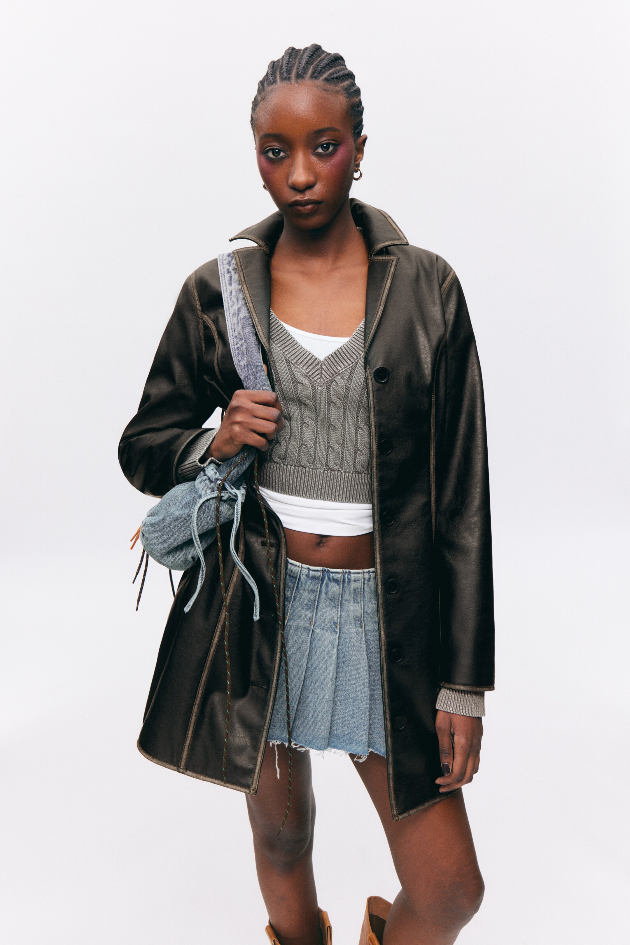 Grösseres Bild ansehen: Knielanger Kunstledermantel - Schwarz - DAMEN | H&M CH 2