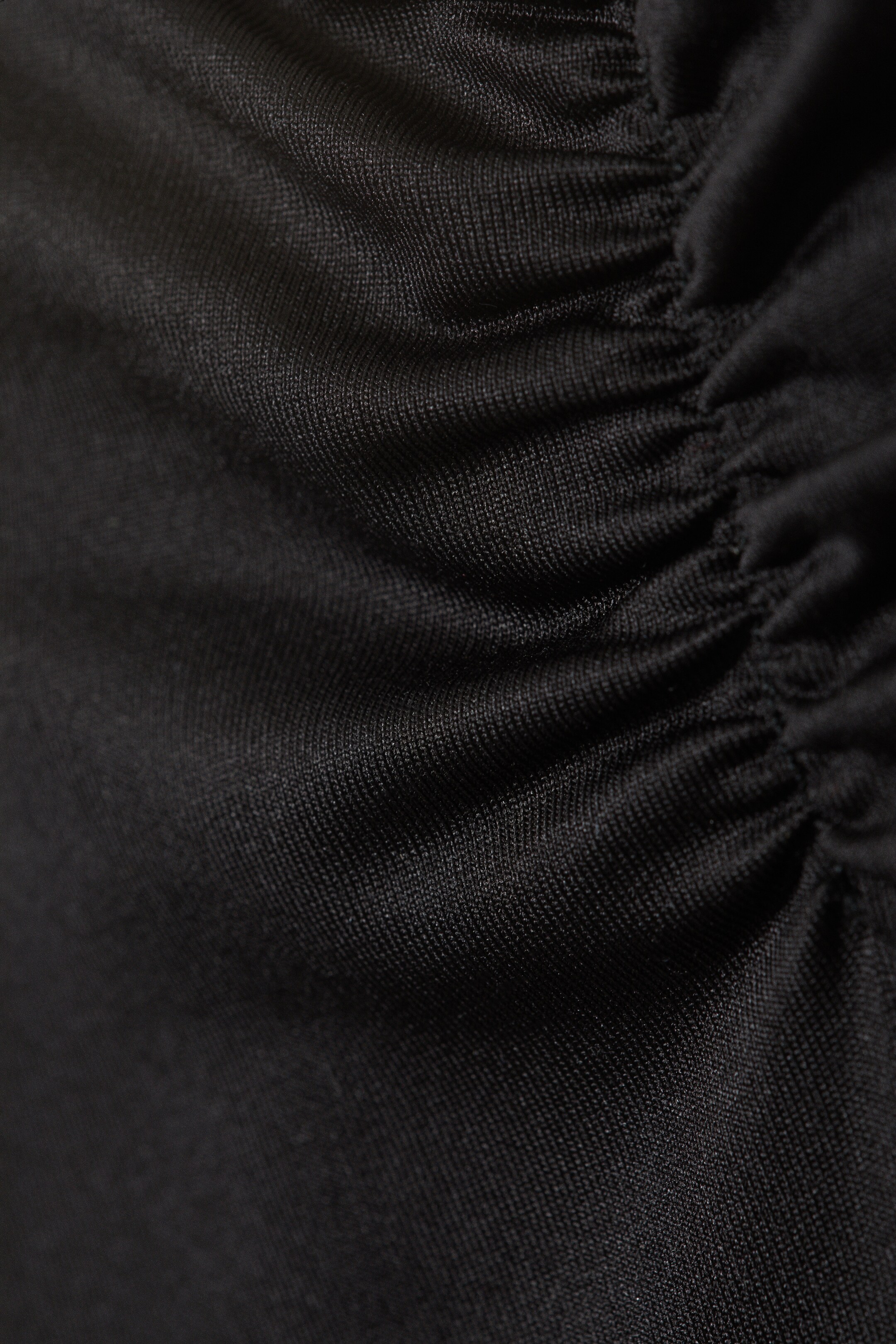 Vis større bilde: Croppet skulderløs topp - Svart - DAME | H&M NO 2