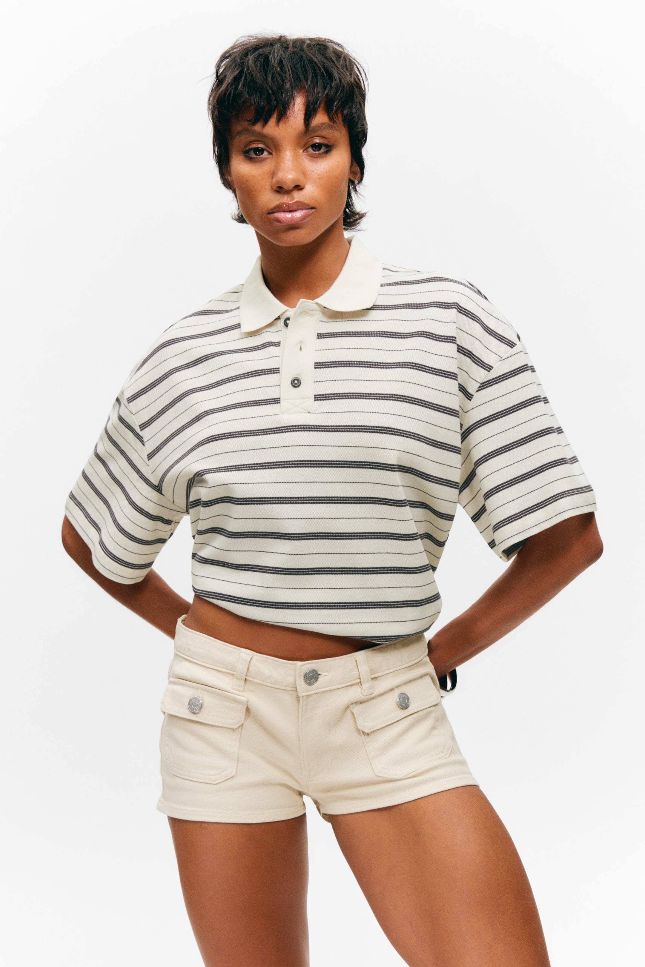 Light Beige - Utility Pocket Mini Shorts - 2