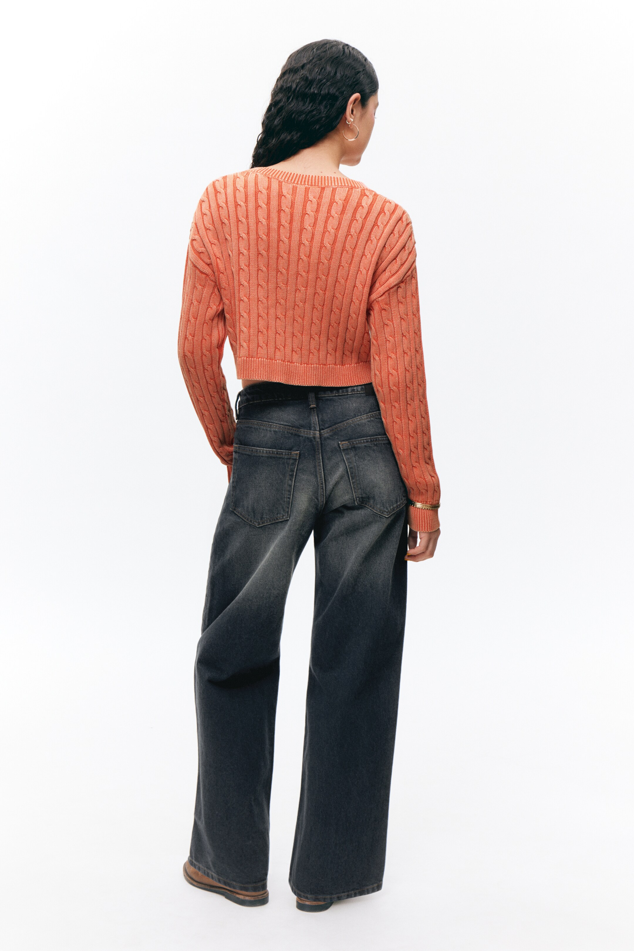 Visa större bild: Croppad kabelstickad tröja - Korall - DAM | H&M FI 3