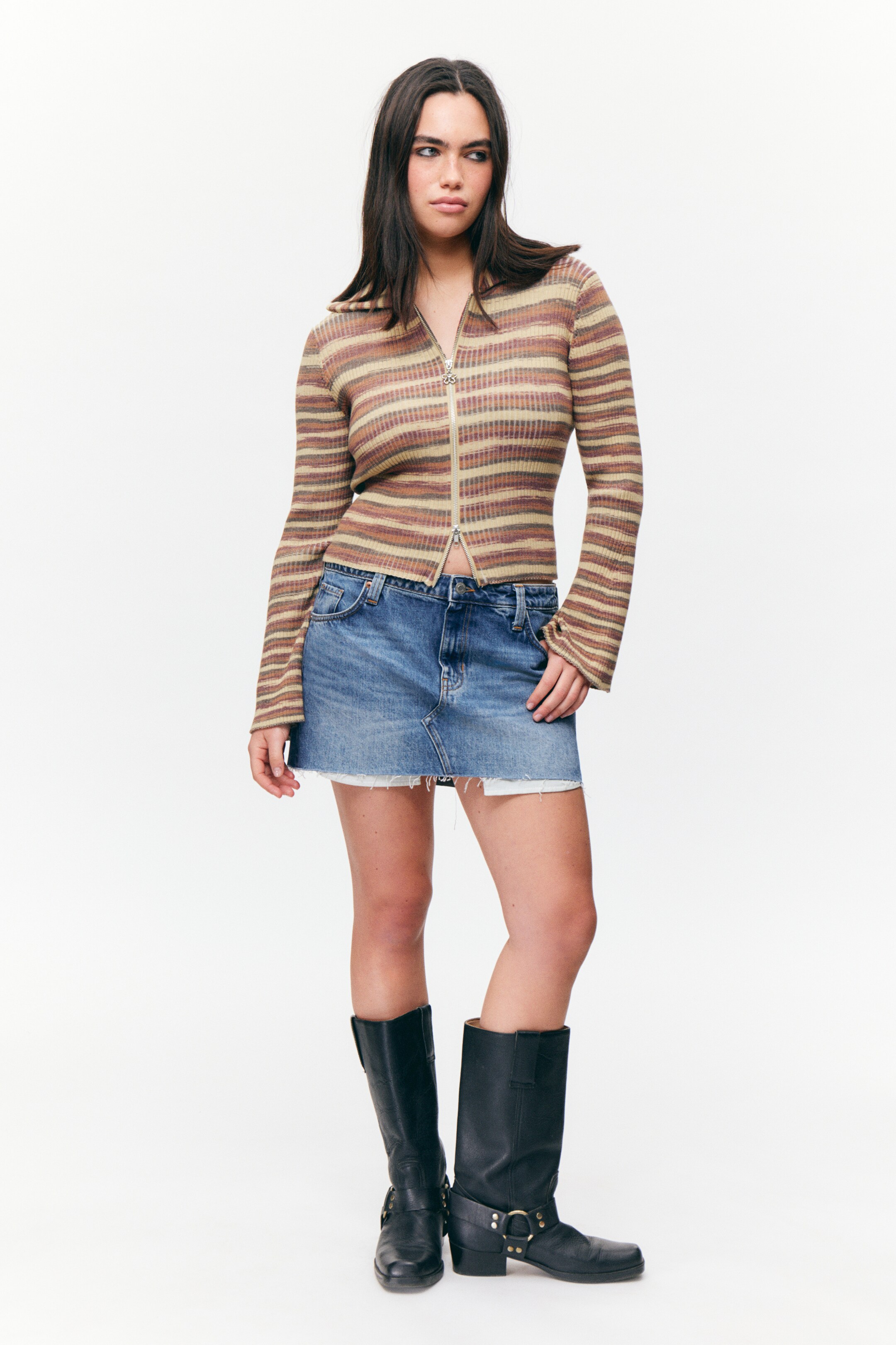 Größeres Bild ansehen: Cardigan aus Rippstrick mit ausgestellten Ärmeln - Braune Streifen - Ladies | H&M DE 2