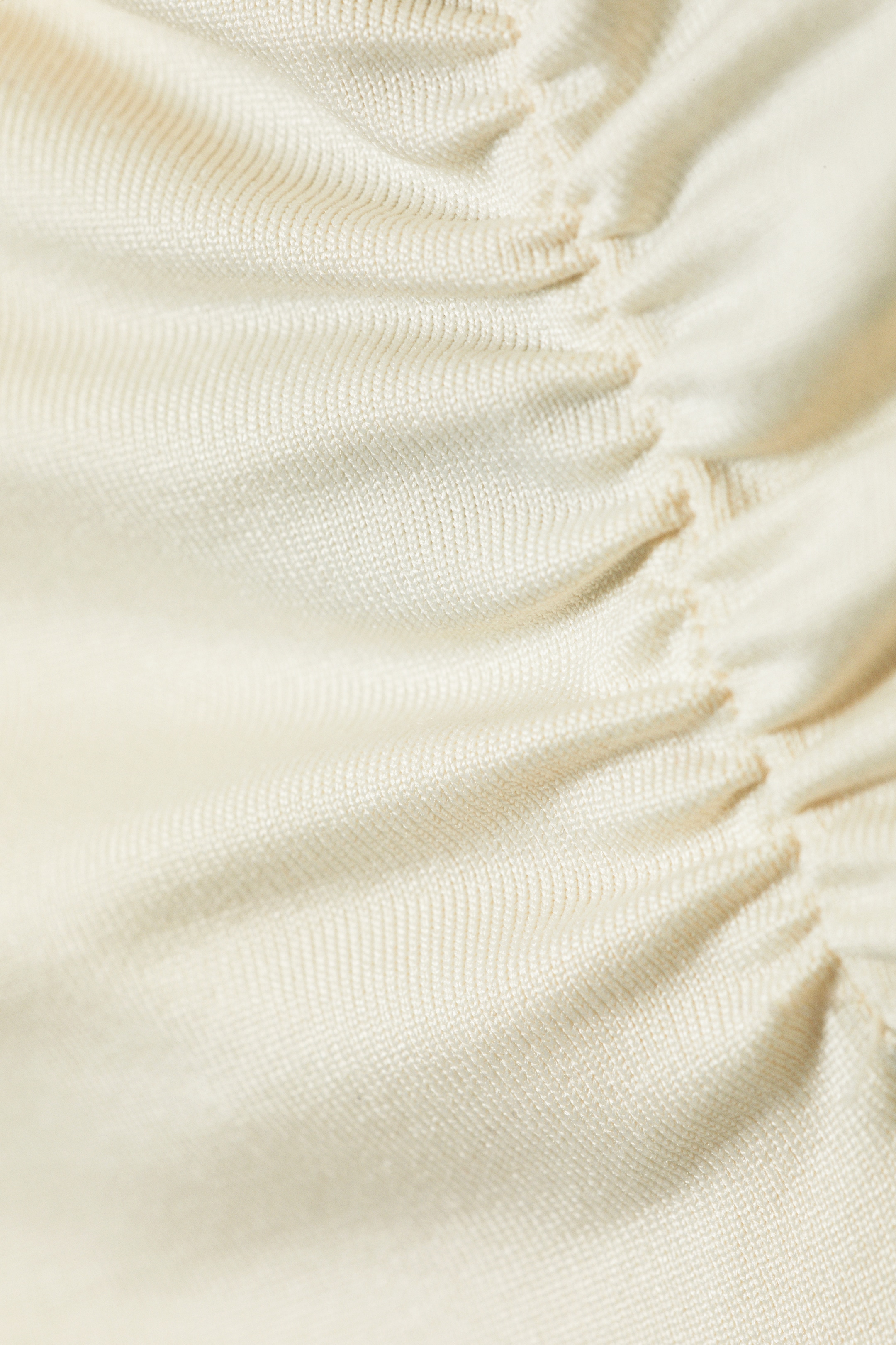 Ingrandisci l'immagine: Cropped Off-Shoulder Top - Dusty White - DONNA | H&M CH 2