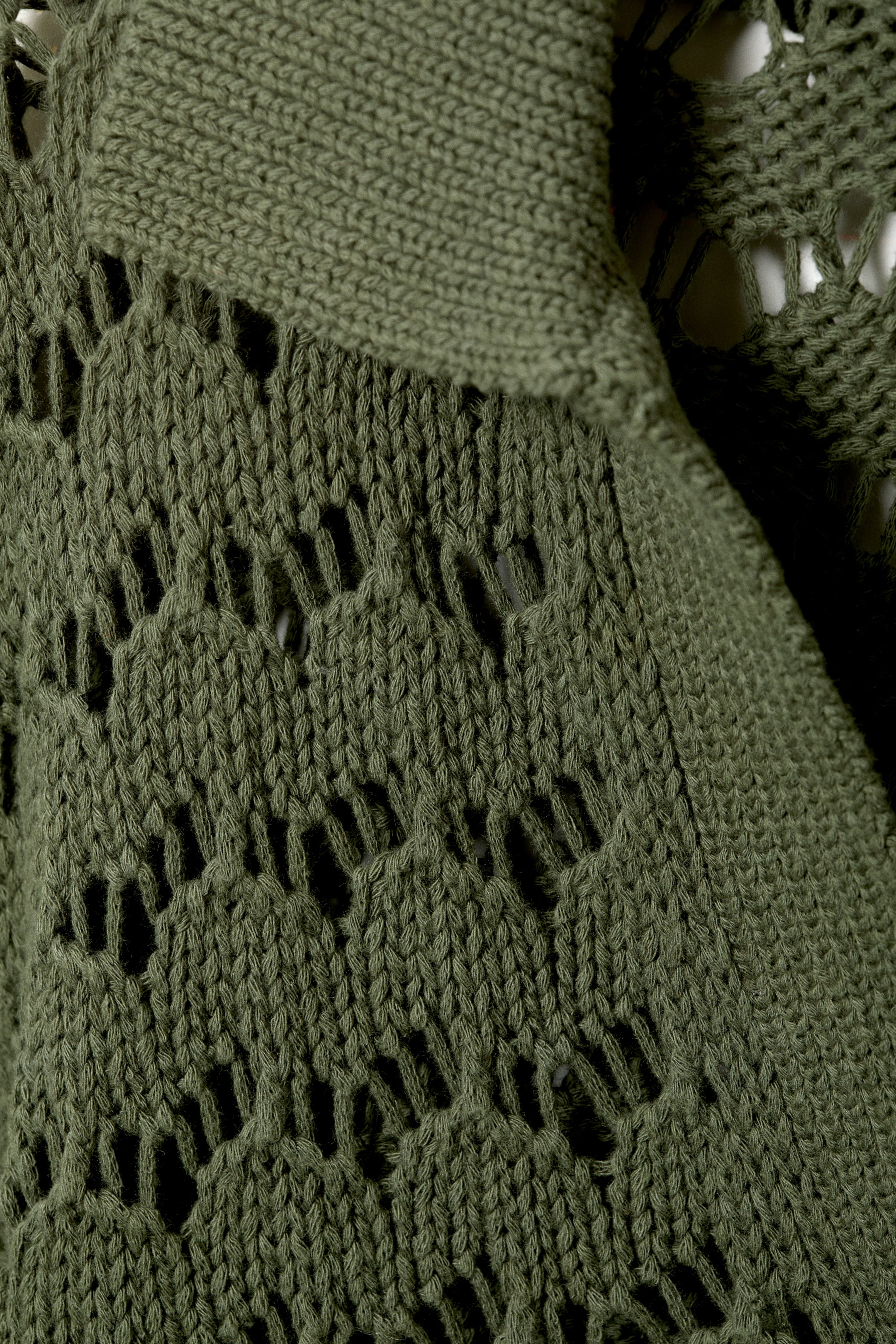 Grösseres Bild ansehen: Lockerer Grobstrick-Pullover - Dunkles Khakigrün - DAMEN | H&M CH 5