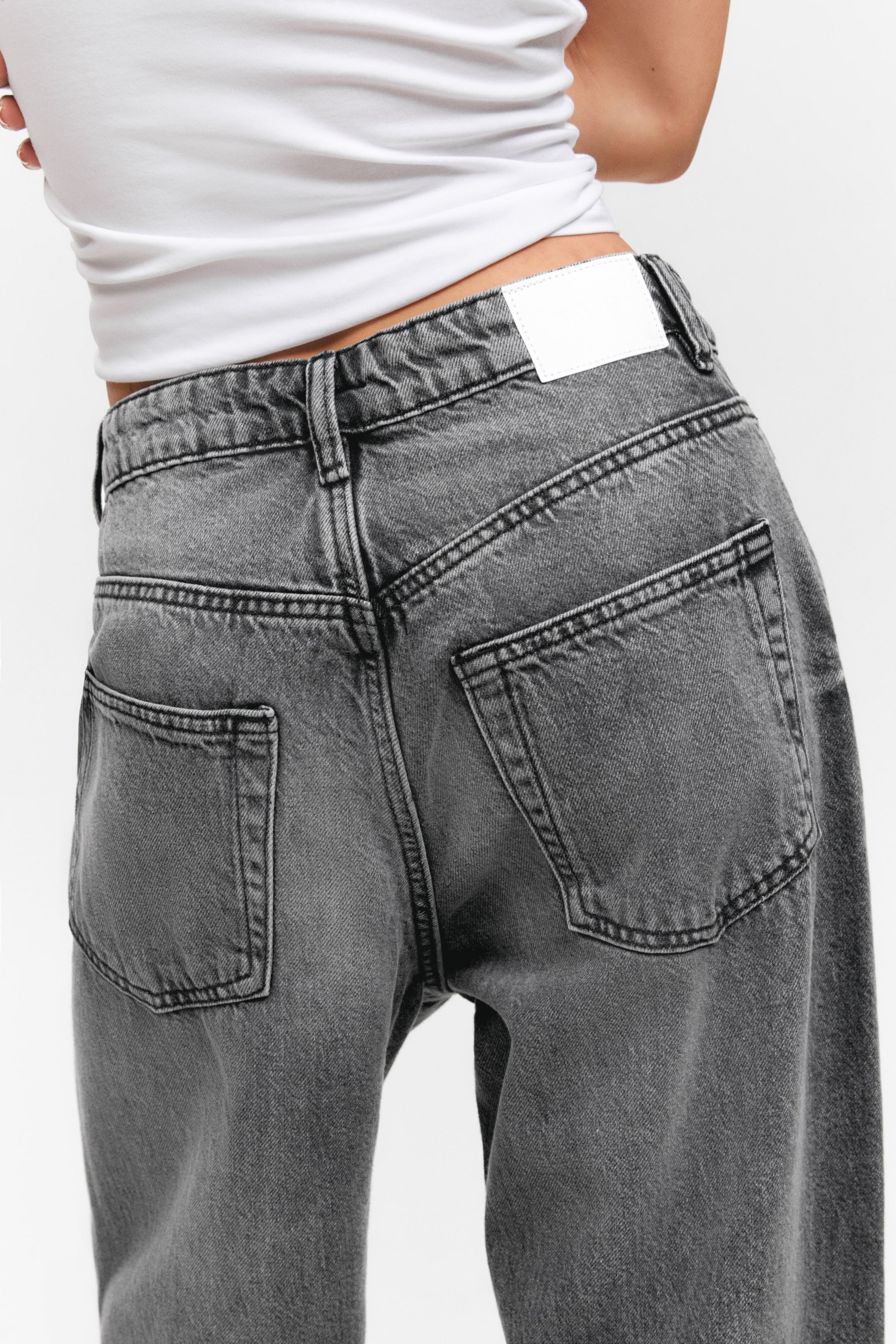 View larger image: Missy Low Waist Loose Straight Leg Jeans - Haunted Black - Ladies | H&M GB 5