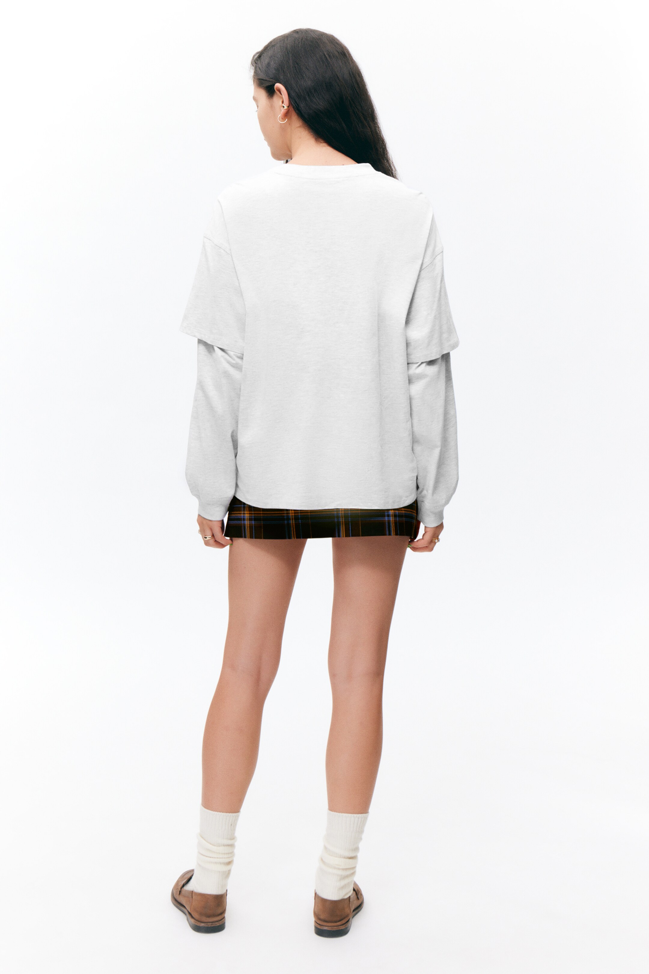 View larger image: Long-Sleeved Double-Layered Oversized T-shirt - Grey Melange - Ladies | H&M GB 3