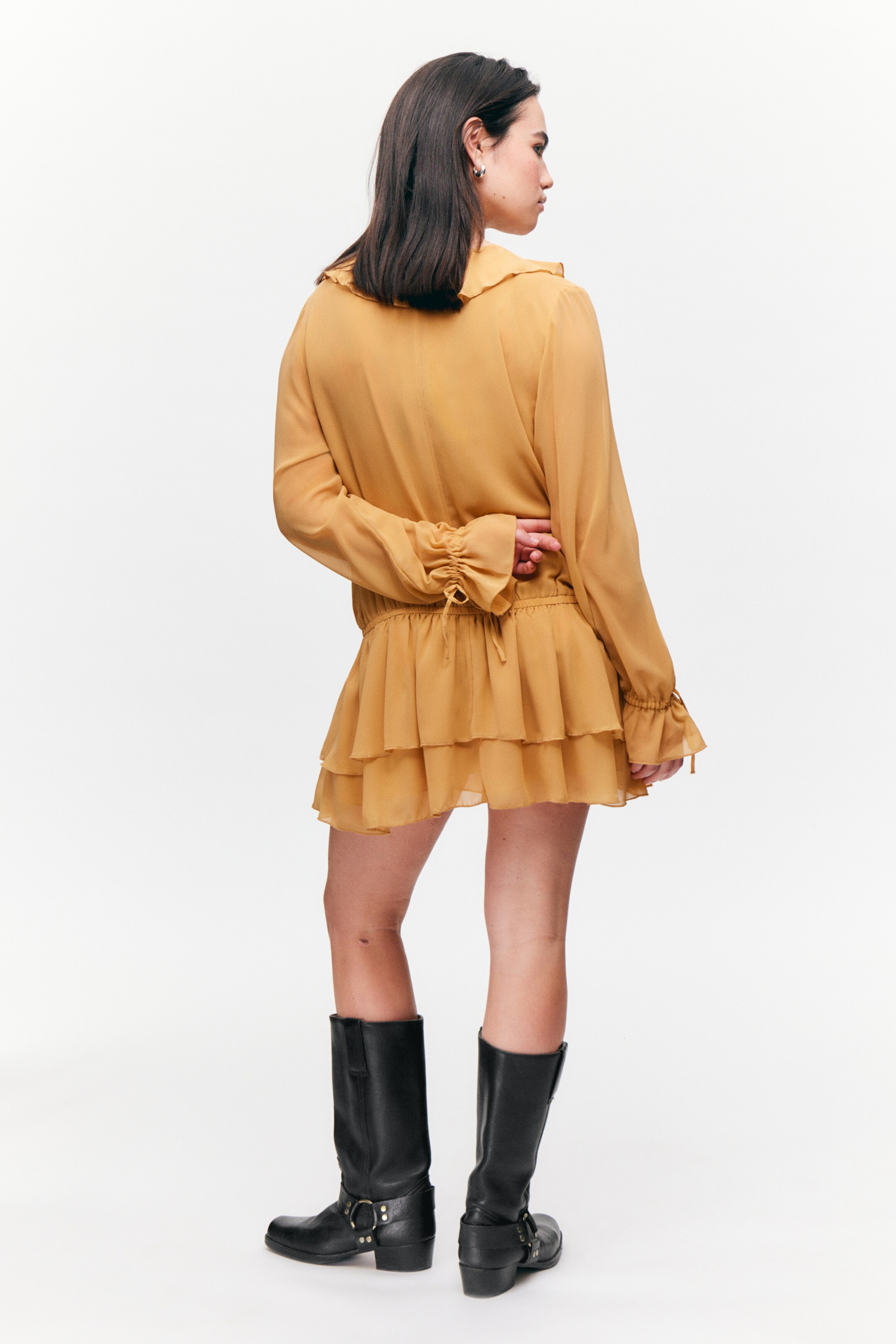 Visualizza immagine più grande: Mini abito con scollo a V e volant - Giallo senape - DONNA | H&M IT 4