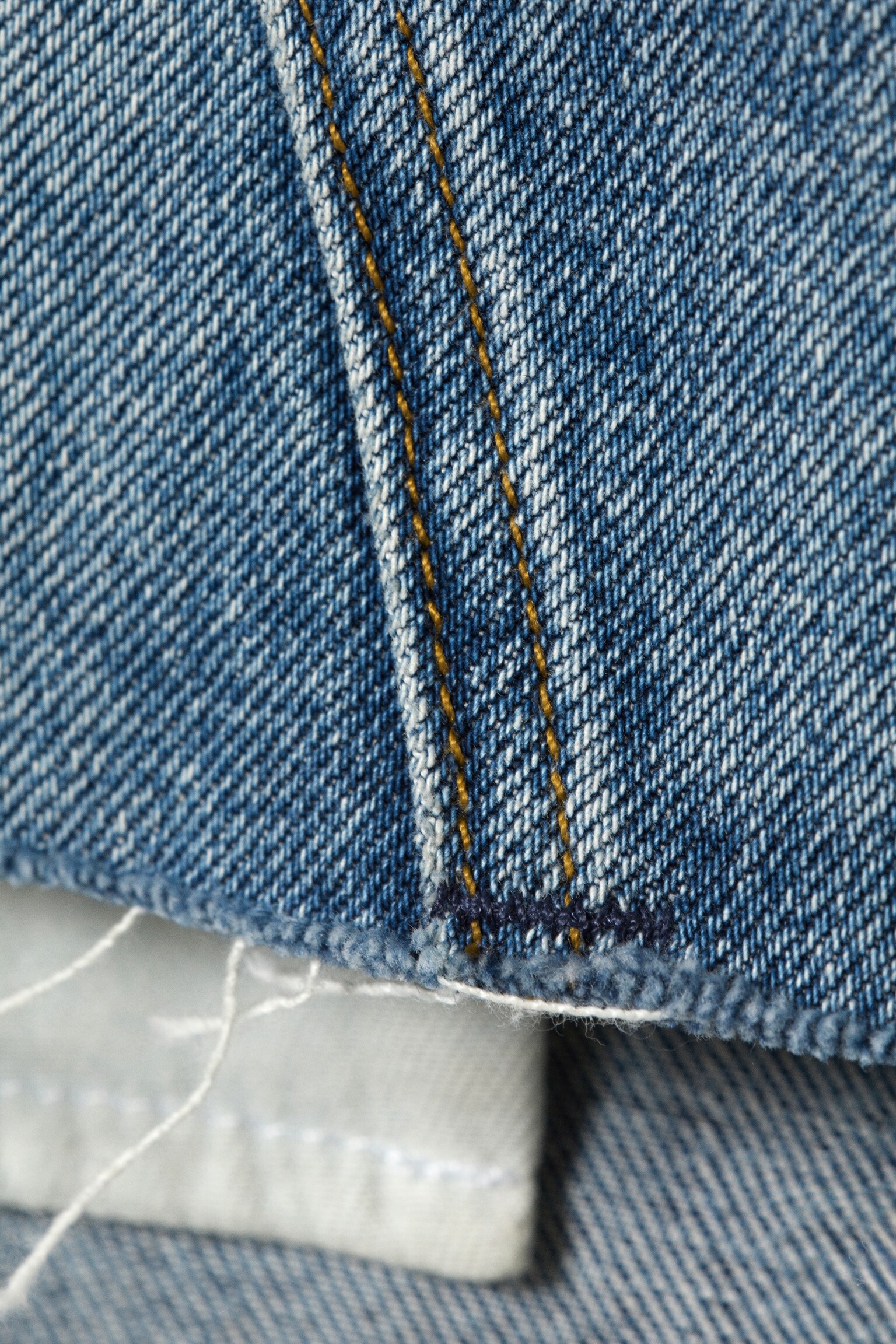 Low Rise Raw Hem Mini Denim Skirt - Mountain Blue - Medium Blue/Fresh Blue - Light Blue - 3