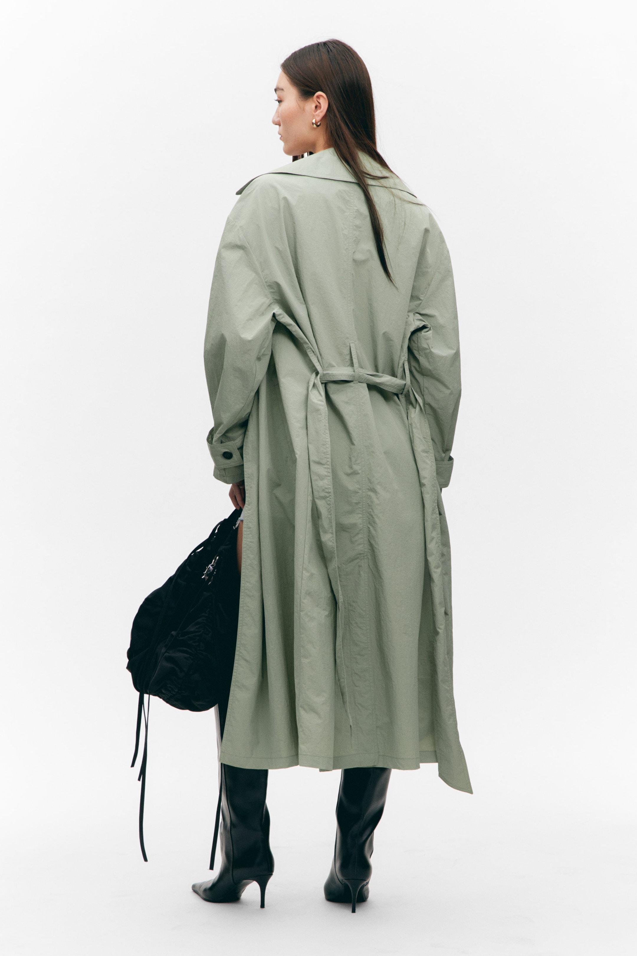 Khakigrün - Oversized-Trenchcoat aus Nylon mit Gürtel - 3