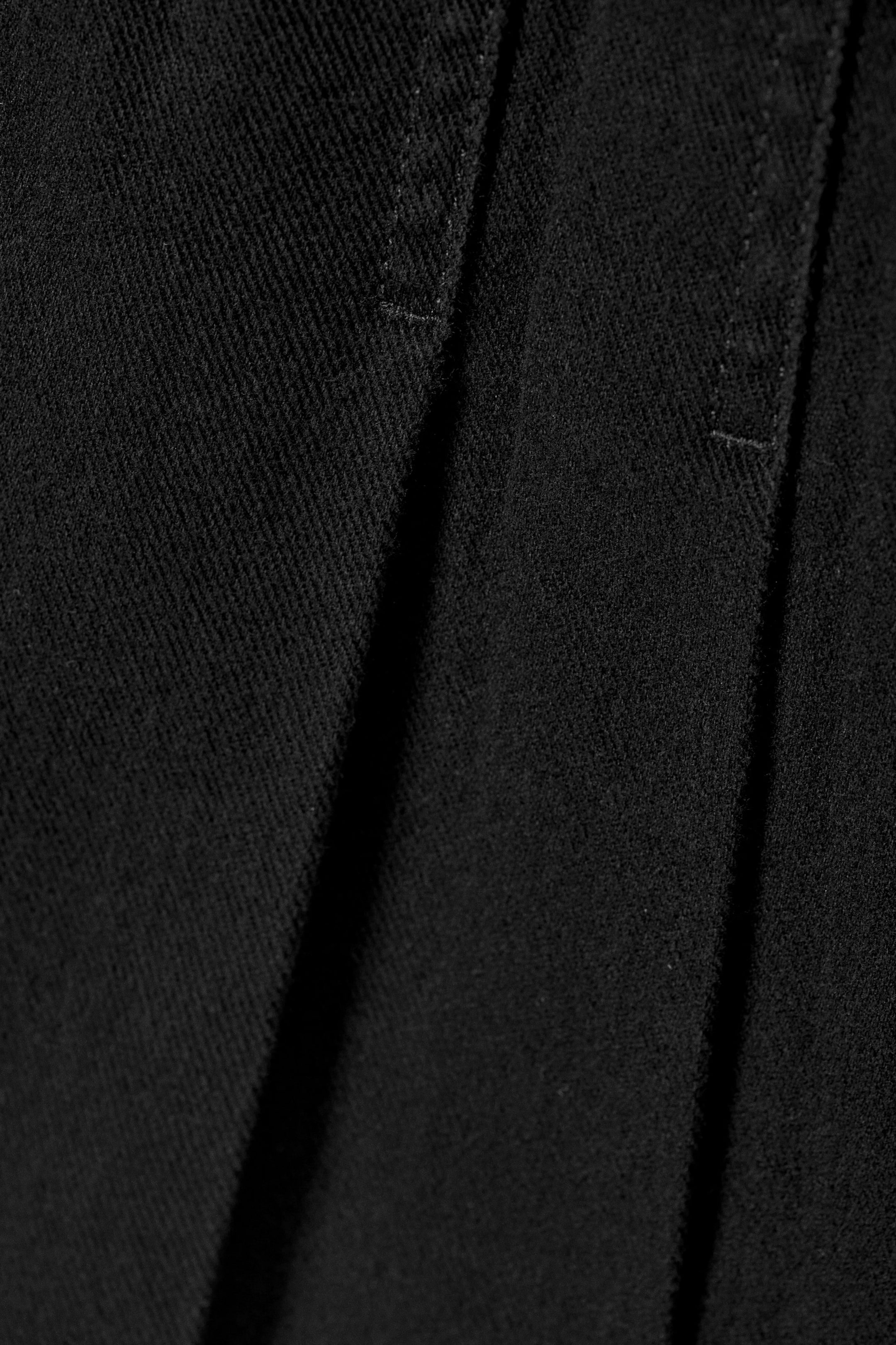 Zwart - Geplooide mini-jurk met ceintuur - 6