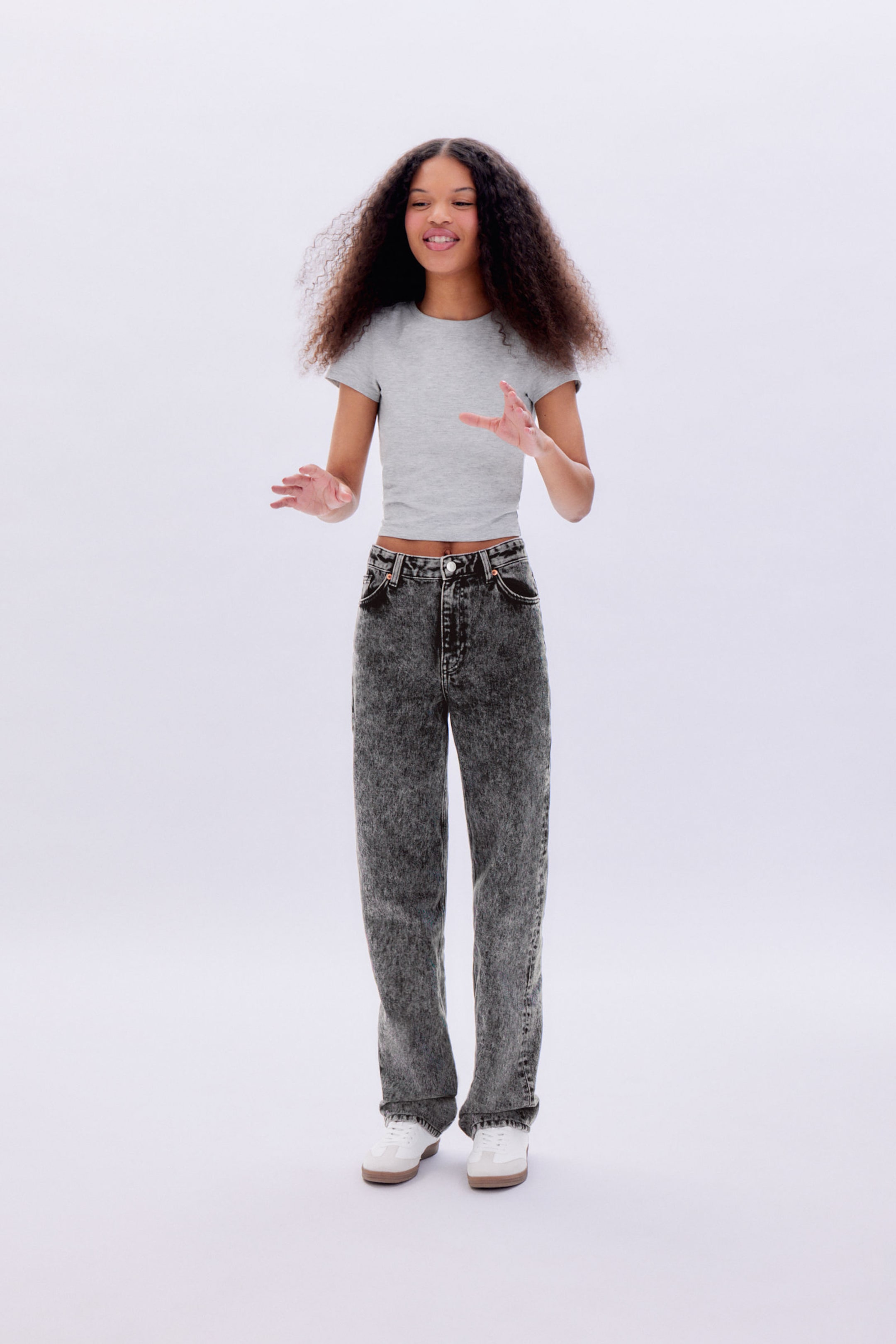 Verwaschenes Schwarz - Jeans "Aimo" mit mittelhohem Bund - 0