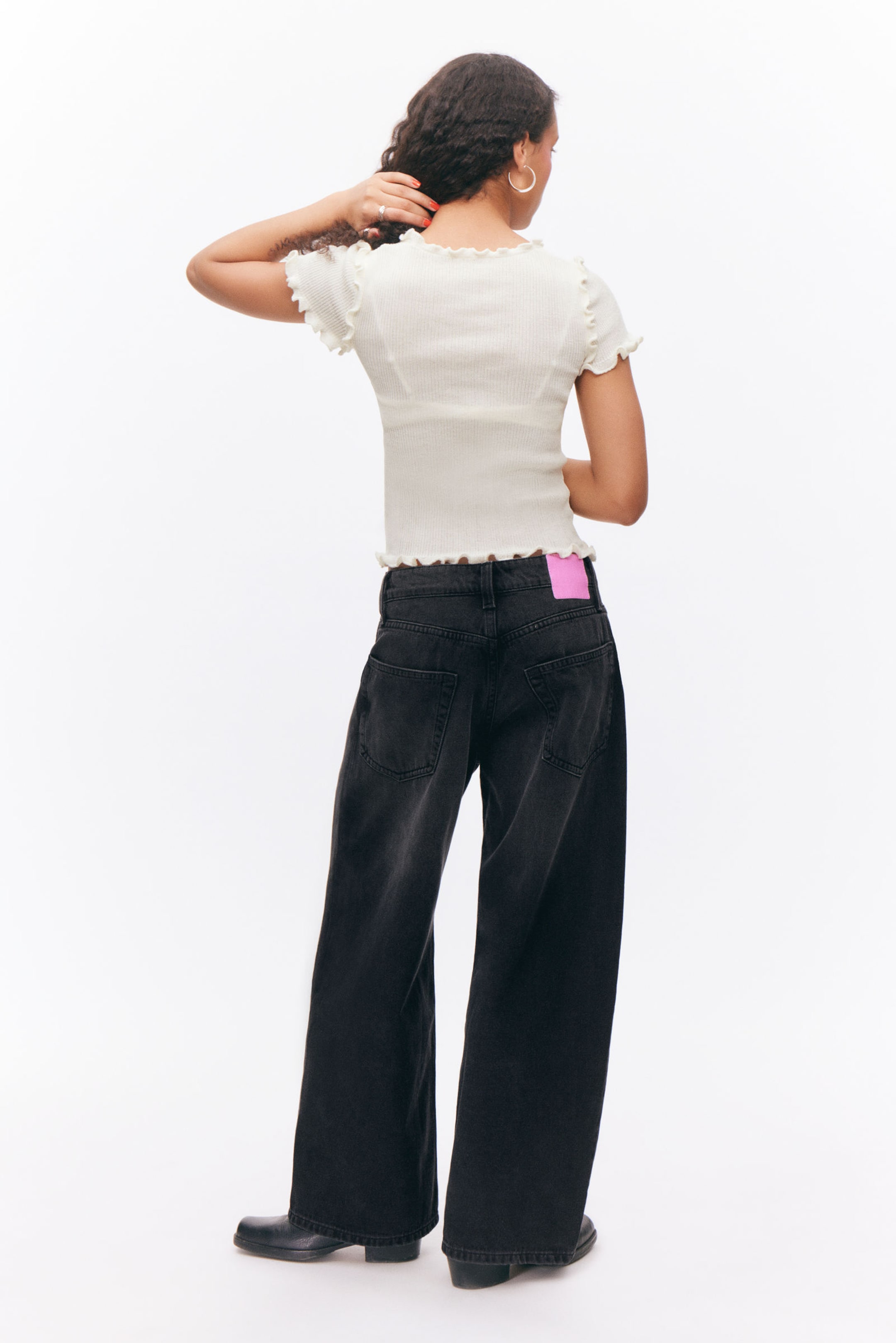 White - Frill-Edge Ribbed Knitted Top - 2