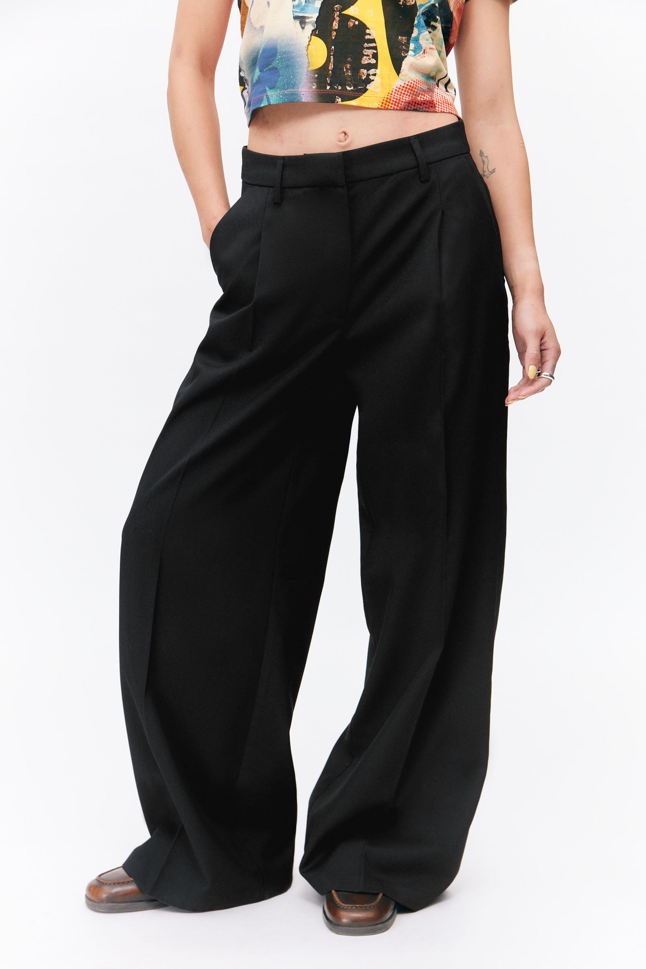 #272628 - Pleated High Waist Wide Leg Suiting Trousers - 2