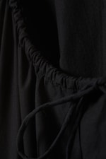 Schwarz - Abgestuftes Maxikleid aus Baumwollpopeline - 5