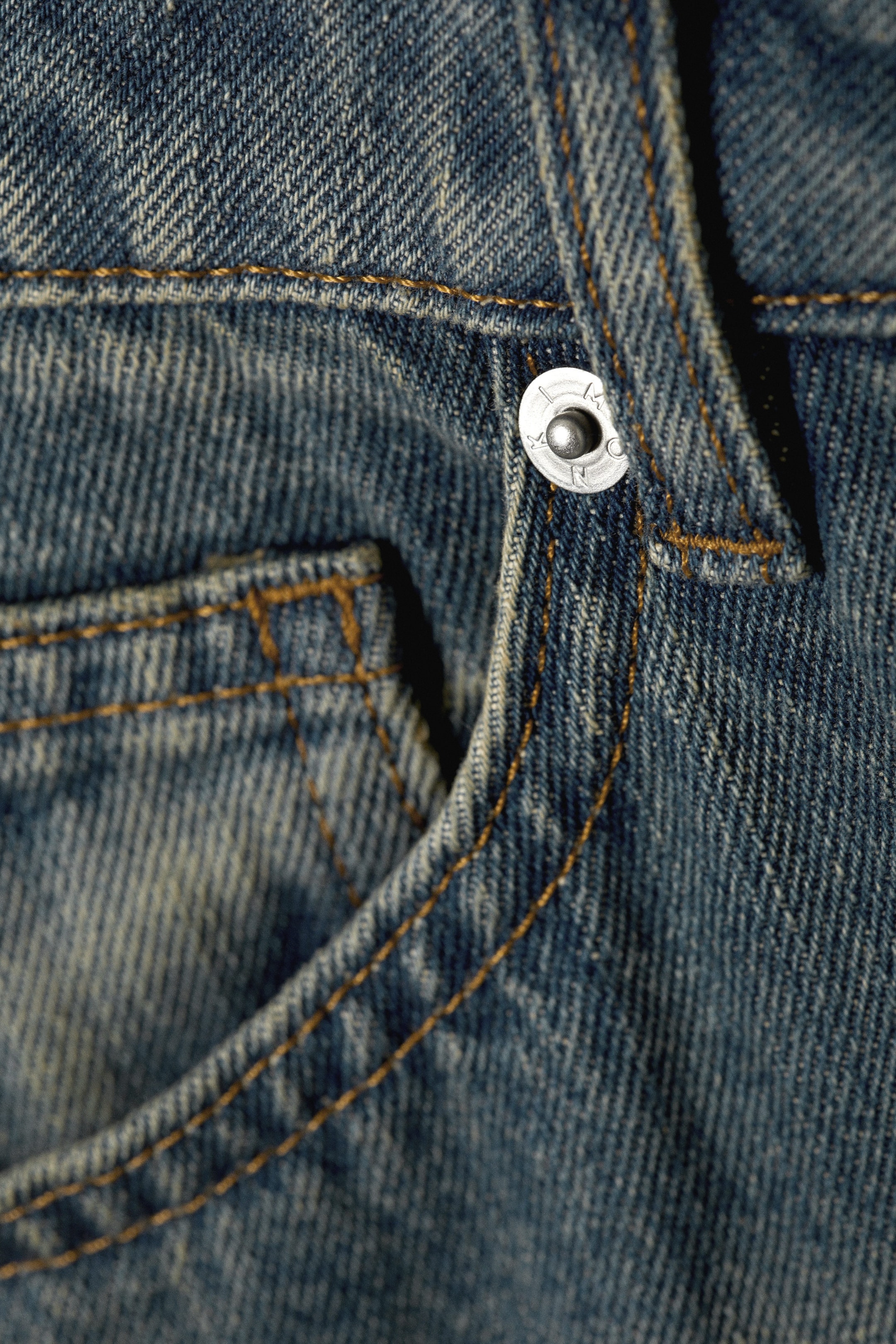 Nikki Blue - Naoki Low Loose Jeans - 6