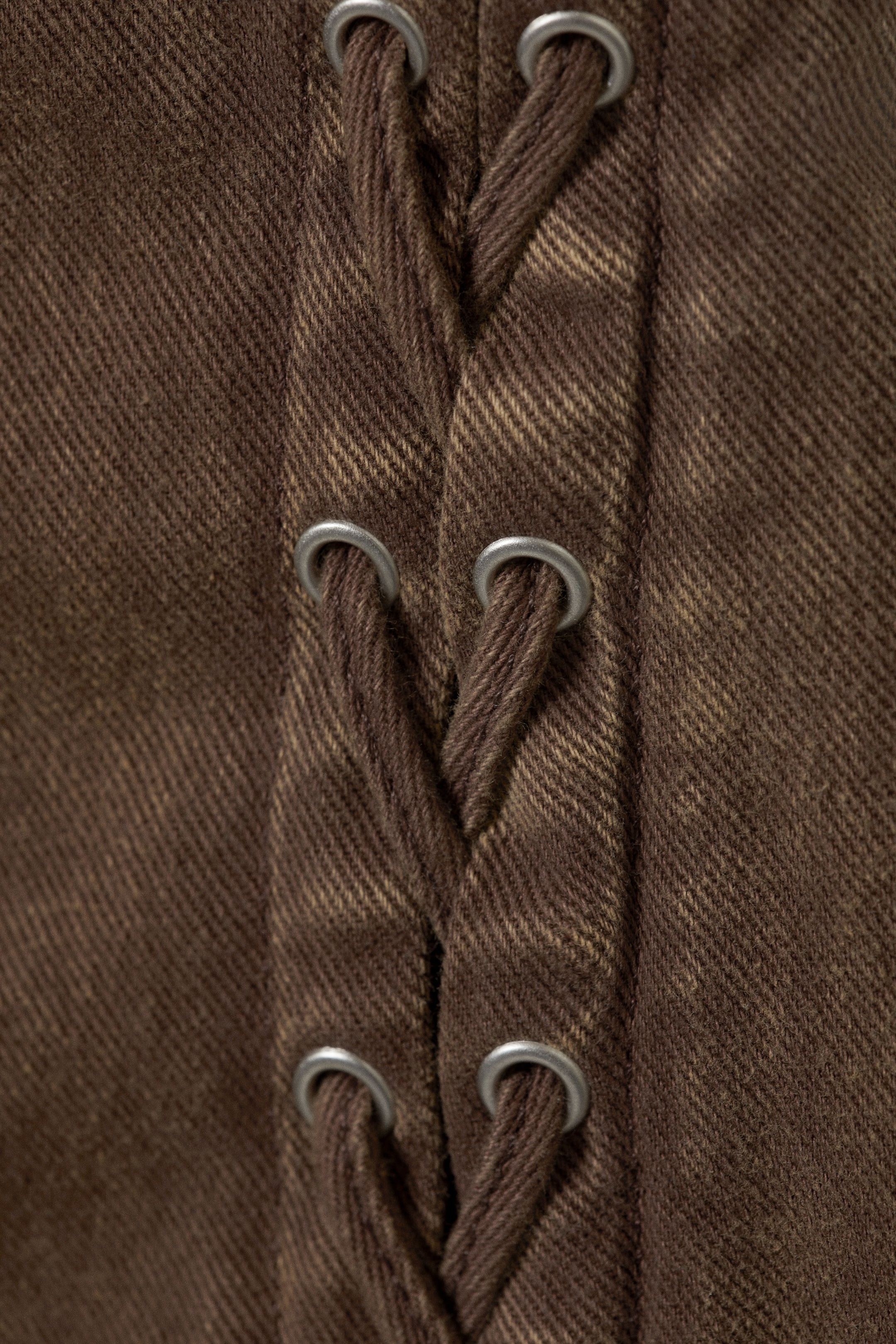 Ingrandisci l'immagine: Sleeveless Lace-Up Mini Dress - Washed Dark Brown - DONNA | H&M CH 7